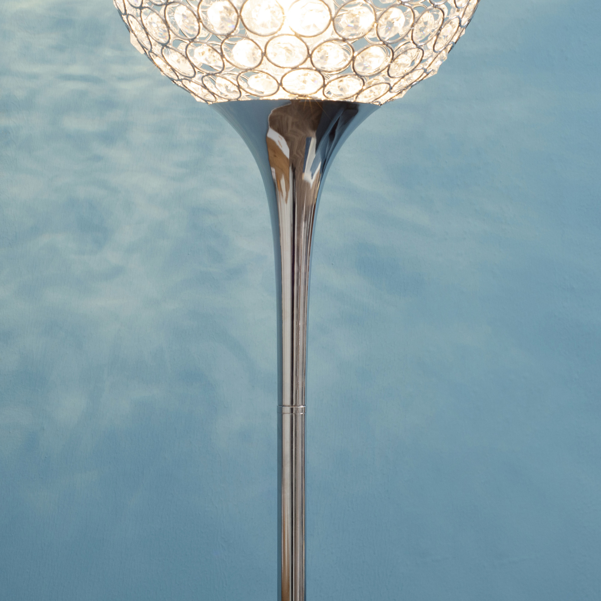 HOMCOM Modern Floor Lamp with K9 Crystal Lampshade, Tall Standing Lamp with E27 Bulb Base and Foot Switch for Living Room Bedroom Study Office Silver