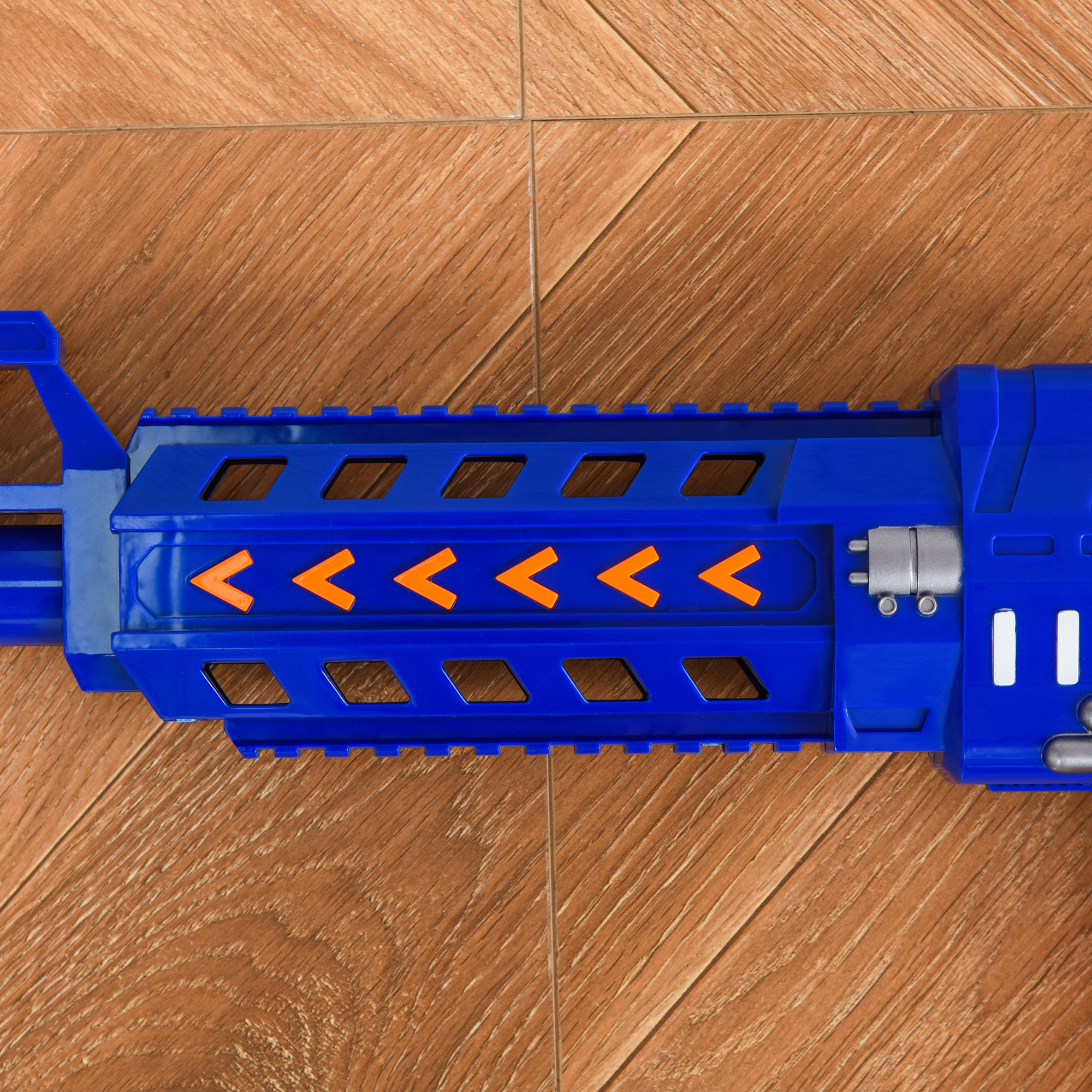 HOMCOM Toy Automatic Foam Blaster Gun Shooter w/ 20 Soft EVA Refill Darts Continuous Shot Magazine Shooting Target Board for Boys & Girls 8-12 Years
