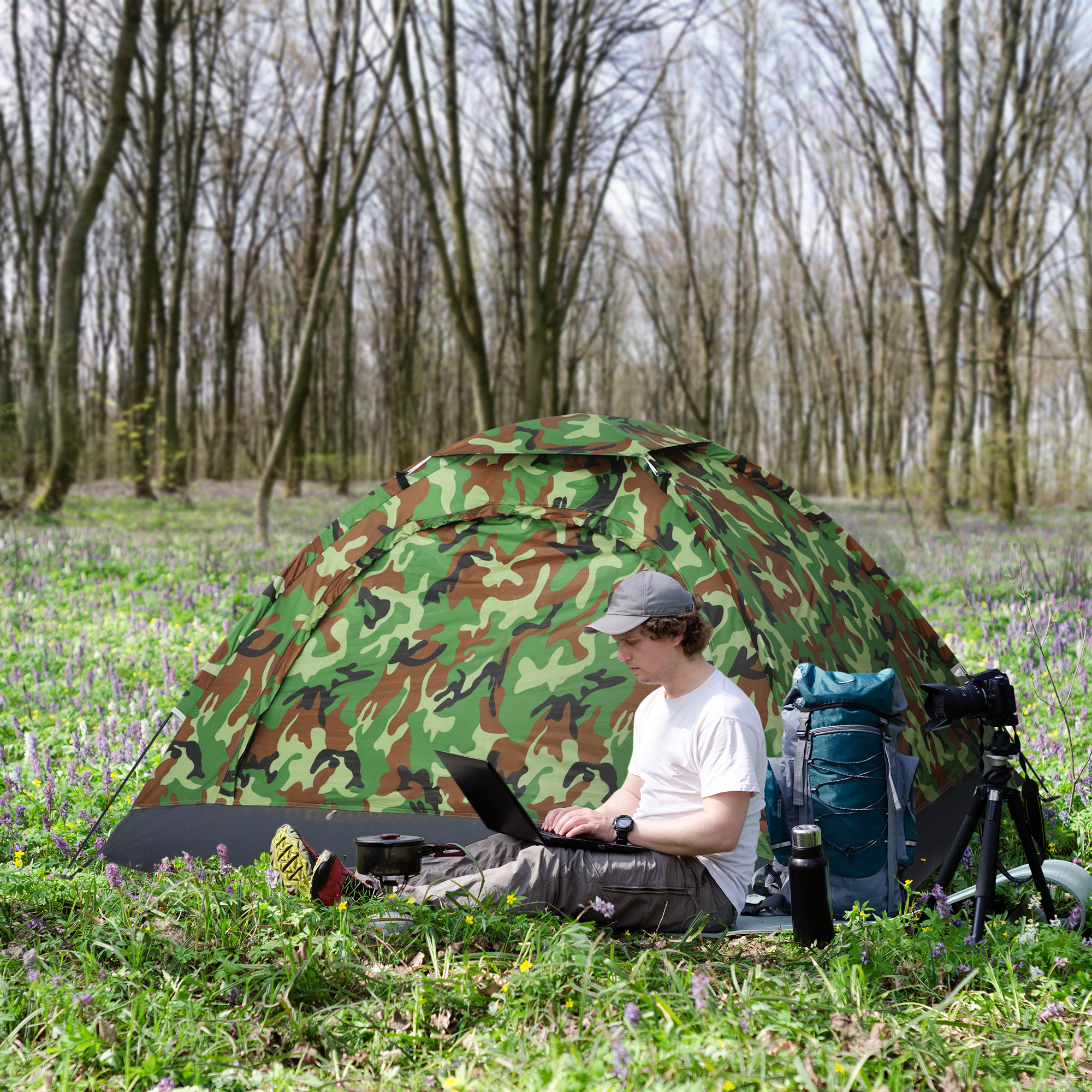 Outsunny Camouflage Camping Tent for 2 Persons, Portable Tent with Zip Doors, Storage Pocket, Multicoloured