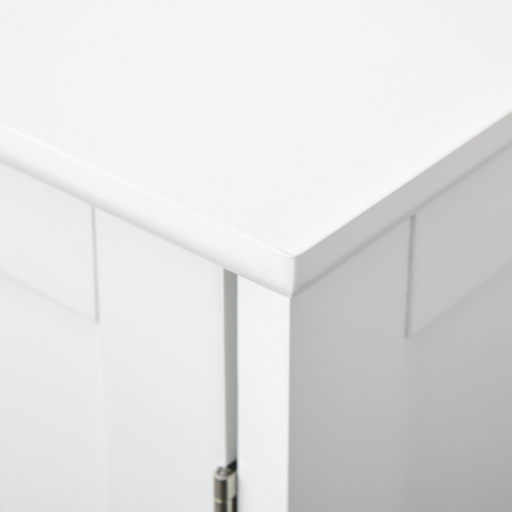 Kleankin Space-Efficient Under-Sink Storage, 60x60cm, Adjustable Shelf, Handles, Drain Hole, Bathroom Cabinet, White