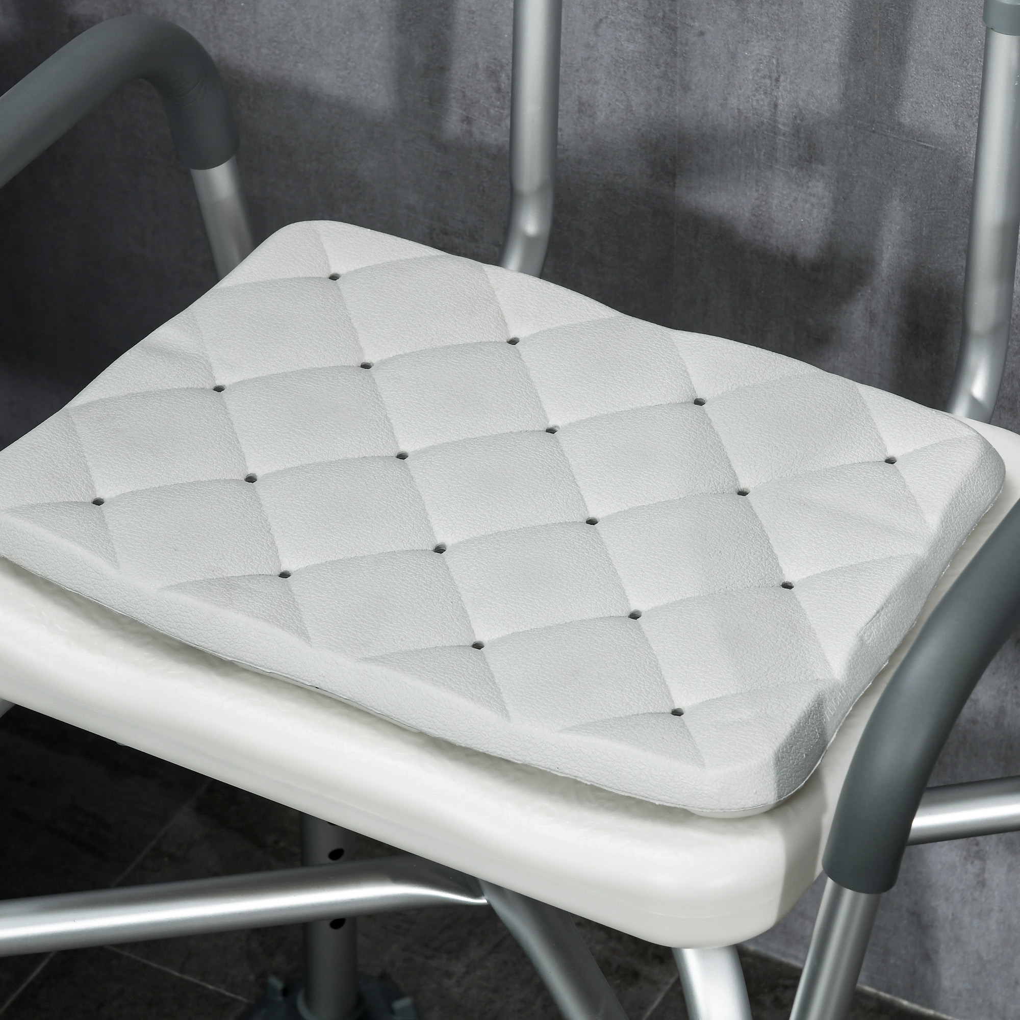 HOMCOM Adjustable Aluminium Bath Chair with Backrest and Armrests, Detachable Padded Seat, Non-Slip Shower Stool, White