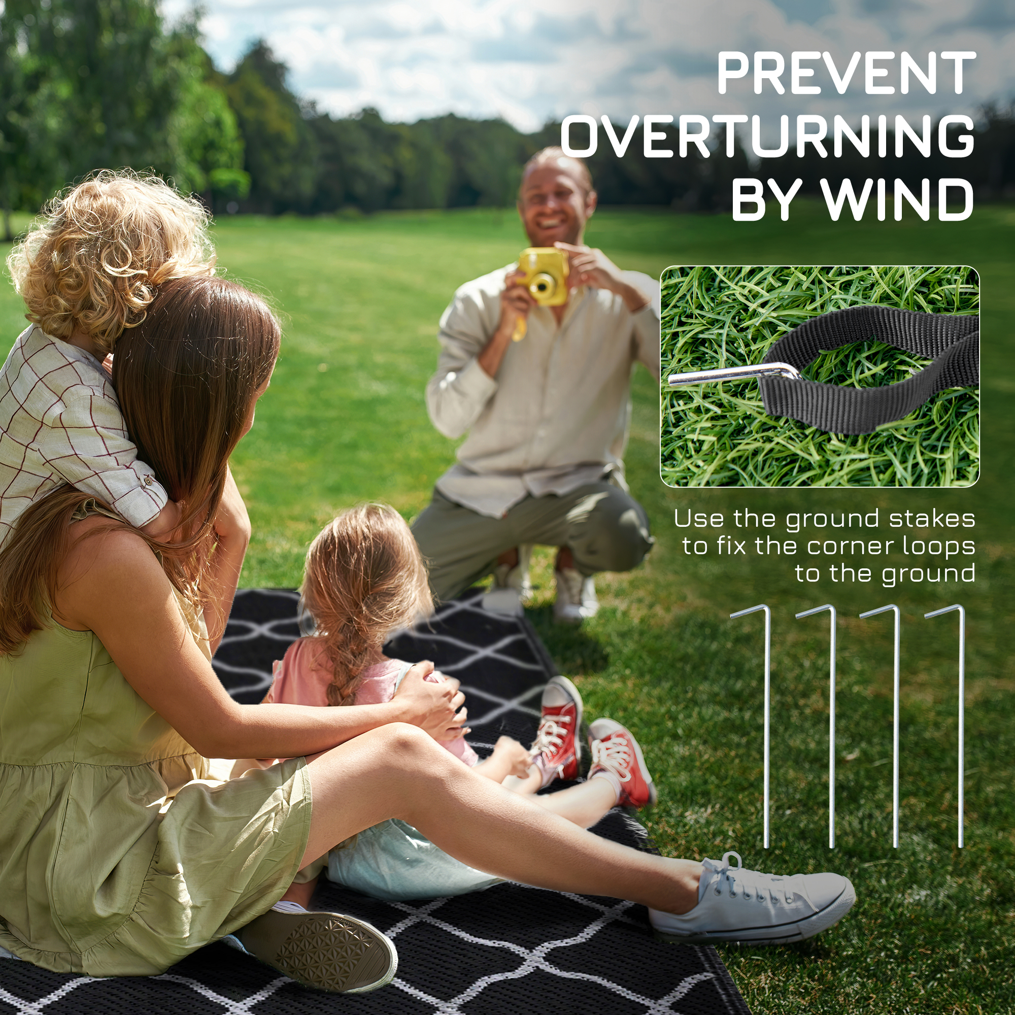 Outsunny Reversible Plastic Straw Outdoor Rug with Carry Bag & Ground Stakes, Ideal for Garden, RV, Picnic, Beach, Camping, 182x274cm, Black/White