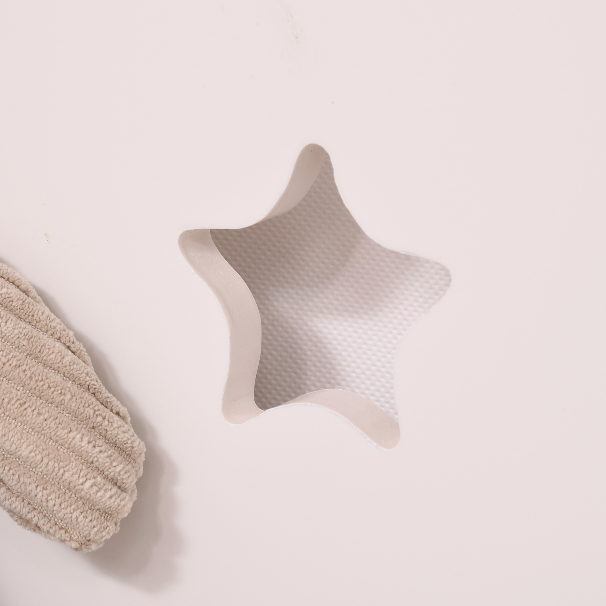 HOMCOM Kids Wooden Toy Storage Chest Chair 2 in 1 Design with Gas Stay Bar Safety Hinges Lid 60 x 30 x 50cm Pink