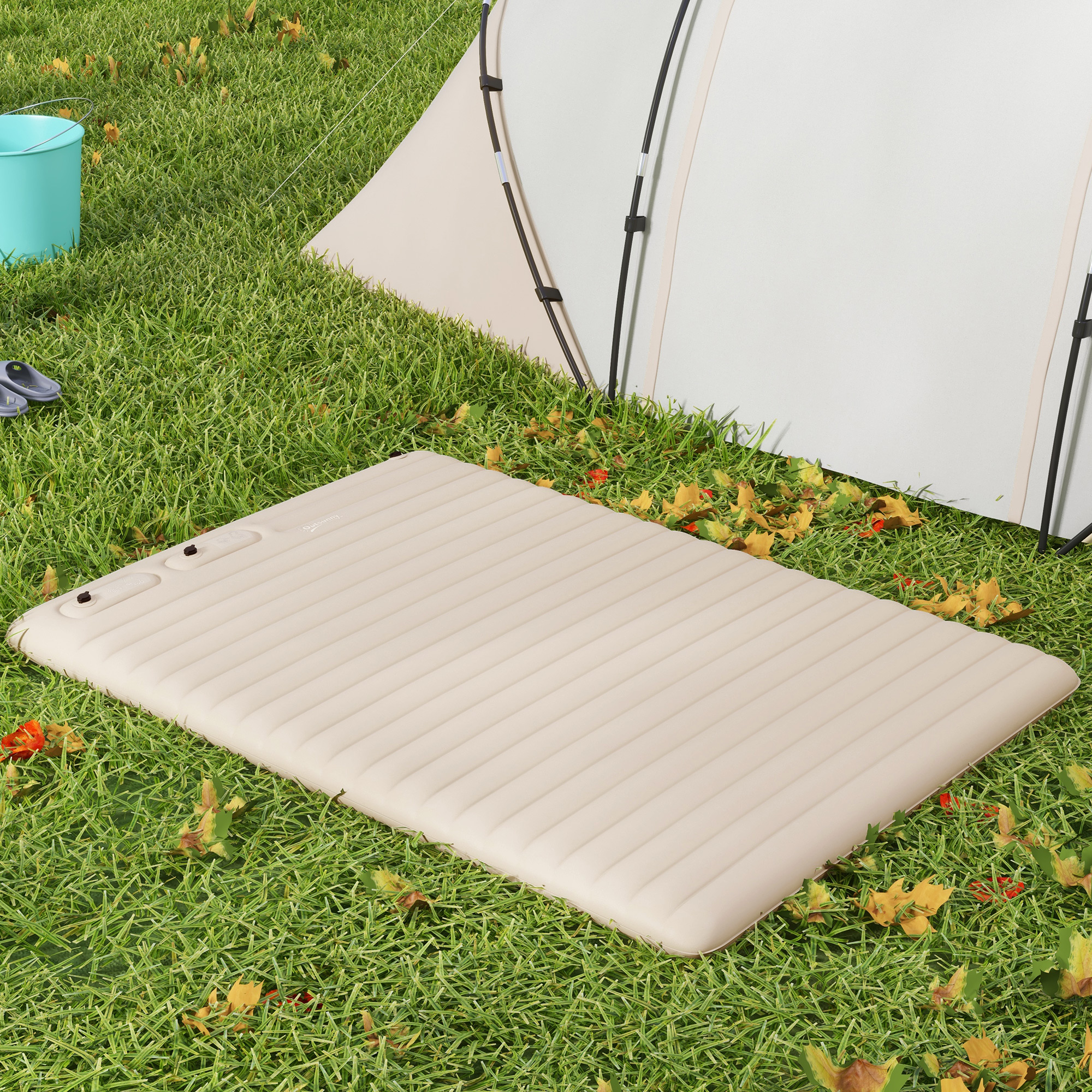 Outsunny Double Size Air Bed, with Built-in Foot Pump and Carry Bag, White