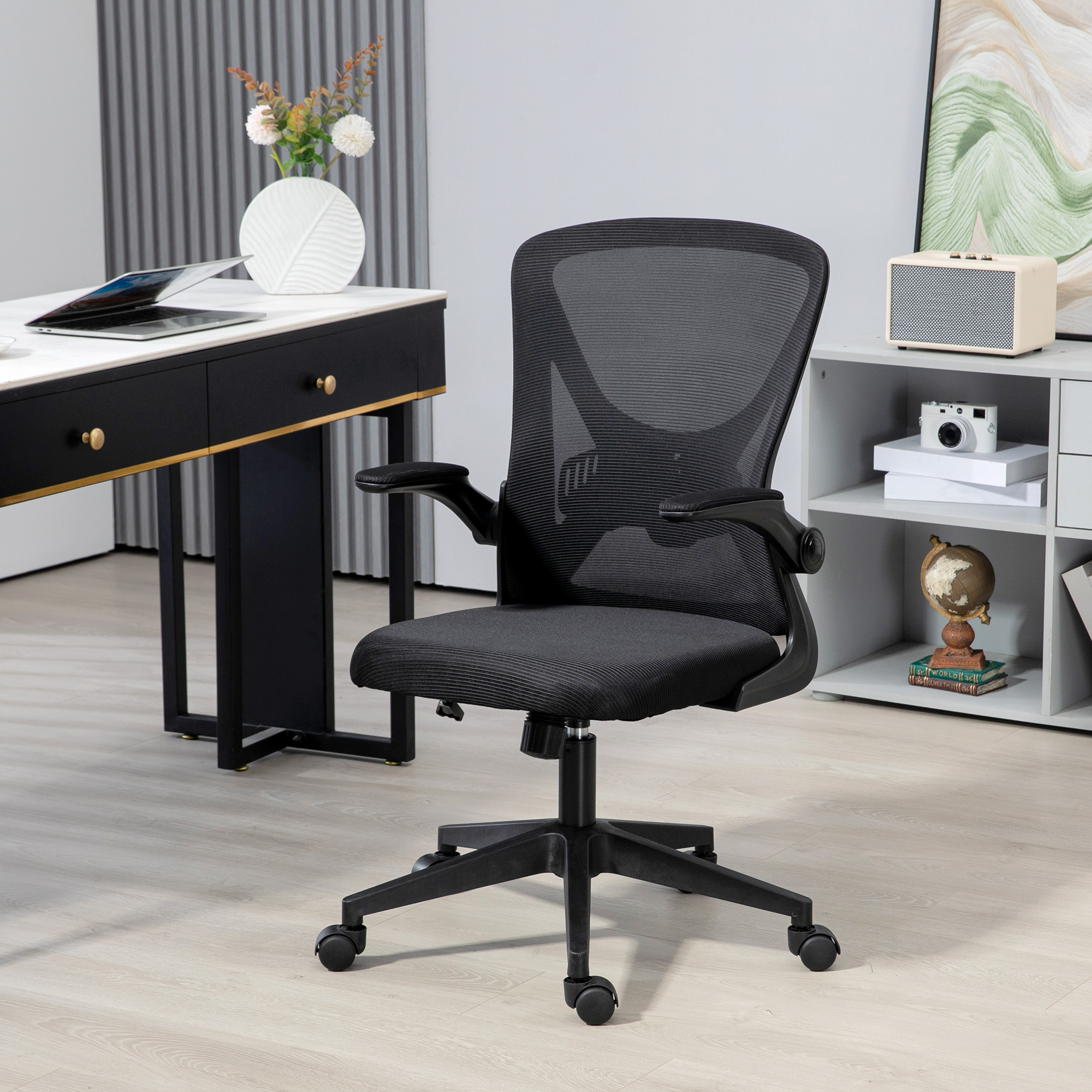 Vinsetto Task Desk Chair with Mesh, Lumbar Back Support, Adjustable Height, Flip-Up Arm, Swivel, Black