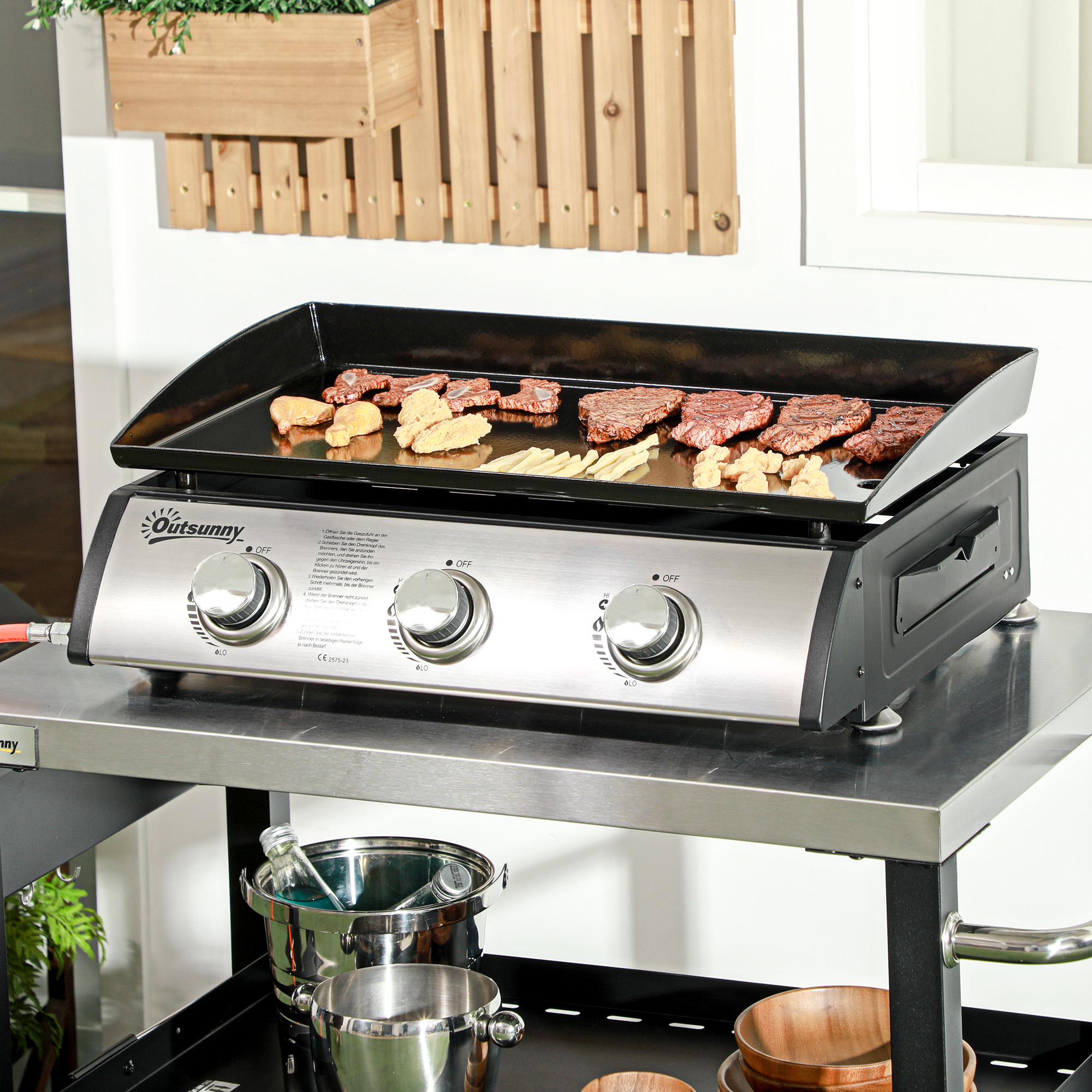 Outsunny gasbbq, 3 branders, met deksel en vetopvangbakje, antikleefplaat, Compact en ruimte-efficiënt, 63 x 47 x 25 cm, zwart/zilver | Aosom.nl