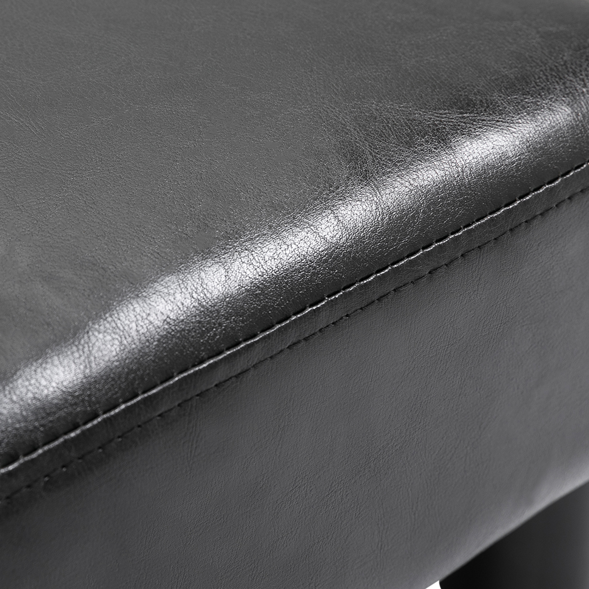 Chesterfield zitbank van kunstleer