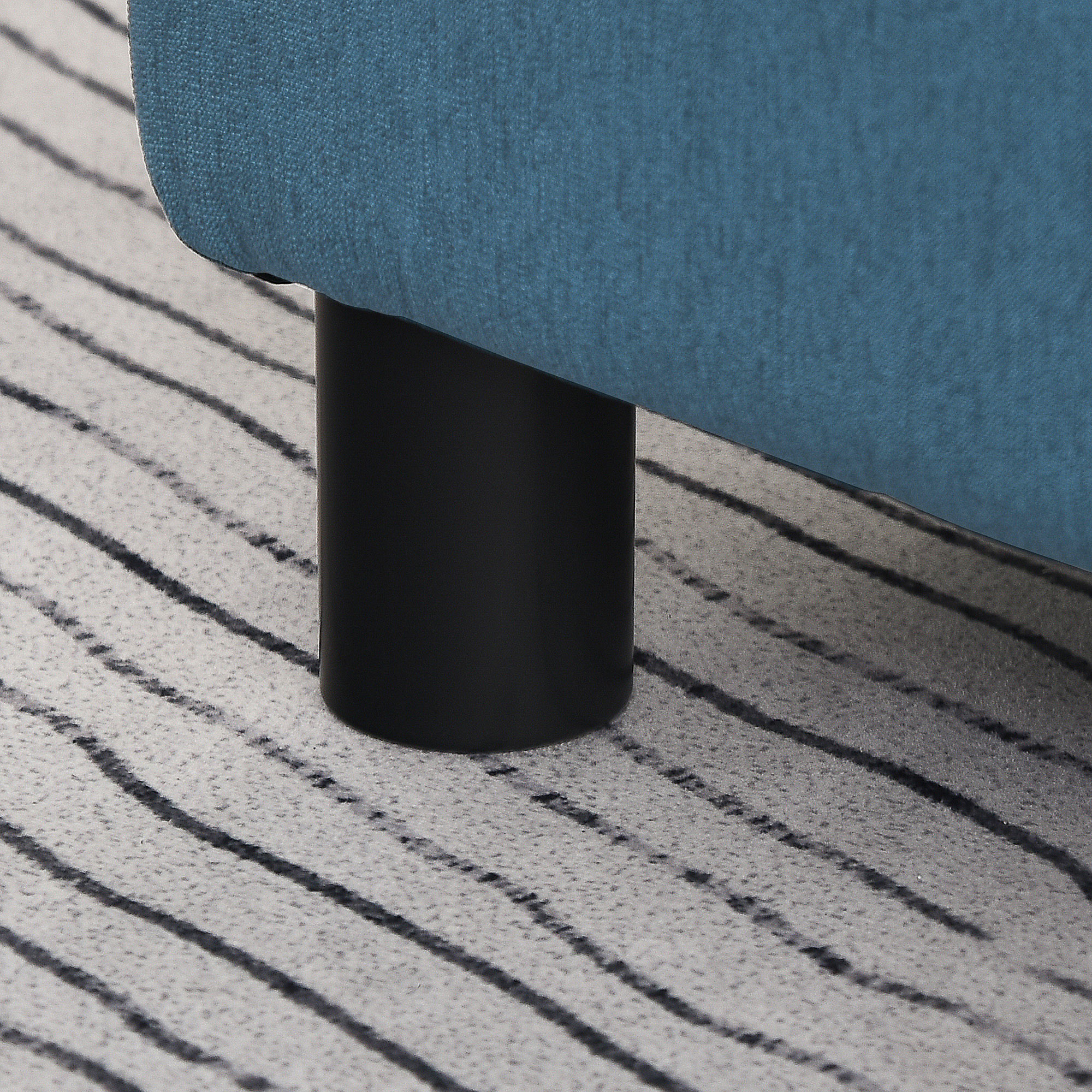  Taburet Otoman Albastru - tesatura de In [7]