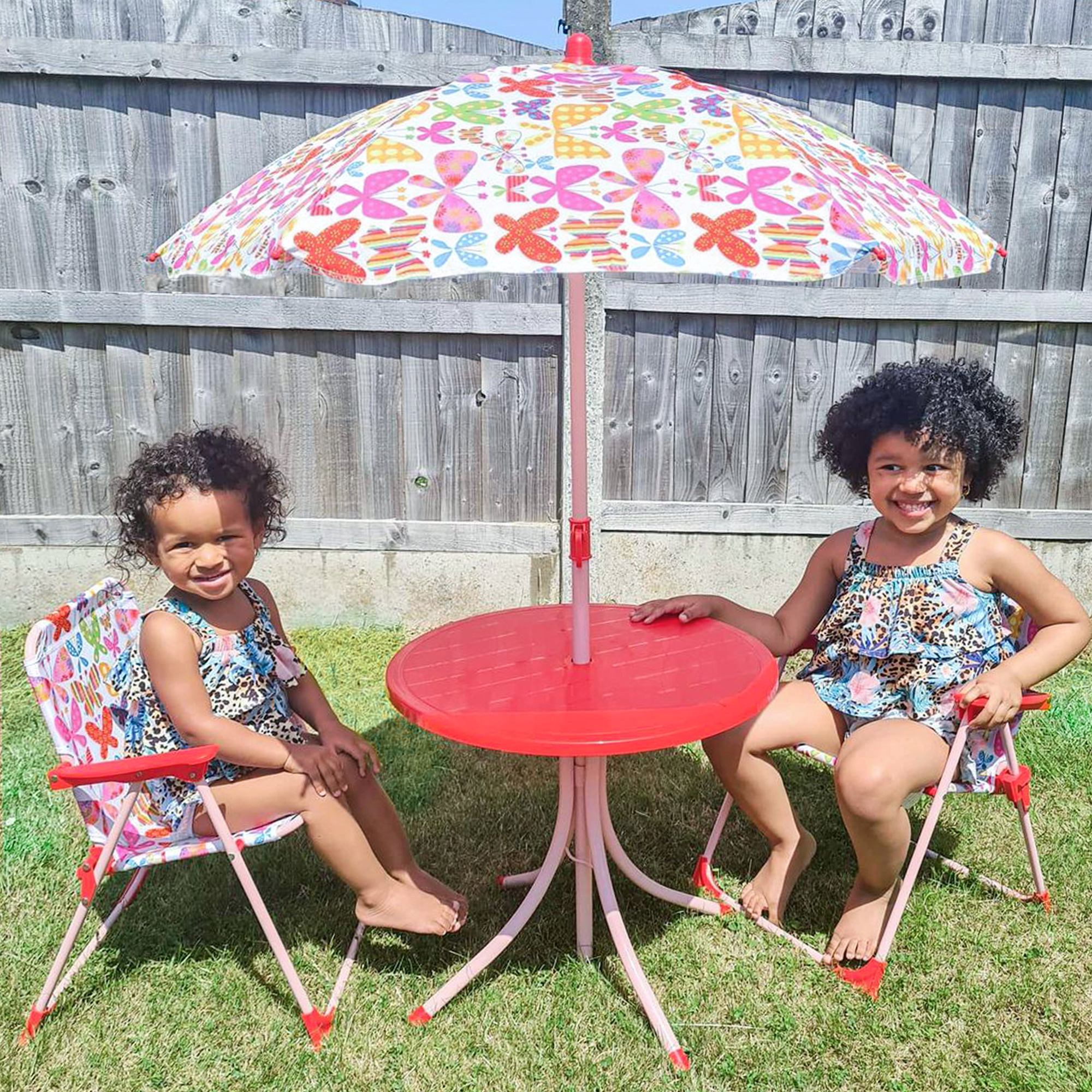 Outsunny Kids Outdoor Bistro Table and Chair Set Butterfly Pattern Garden Patio Backyard with Removable & Height Adjustable Parasol 2