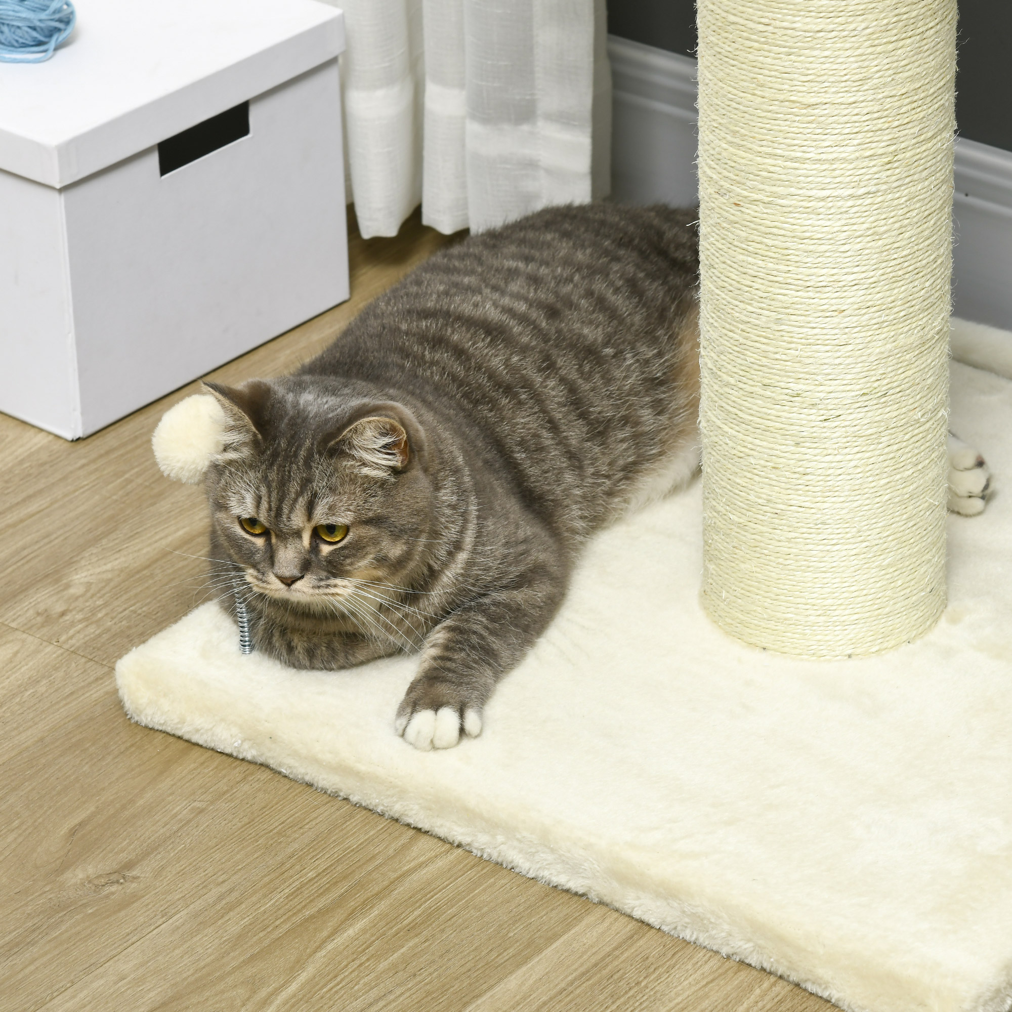 PawHut Cat Tree, with Sisal Wrapped Scratching Post Cream 9