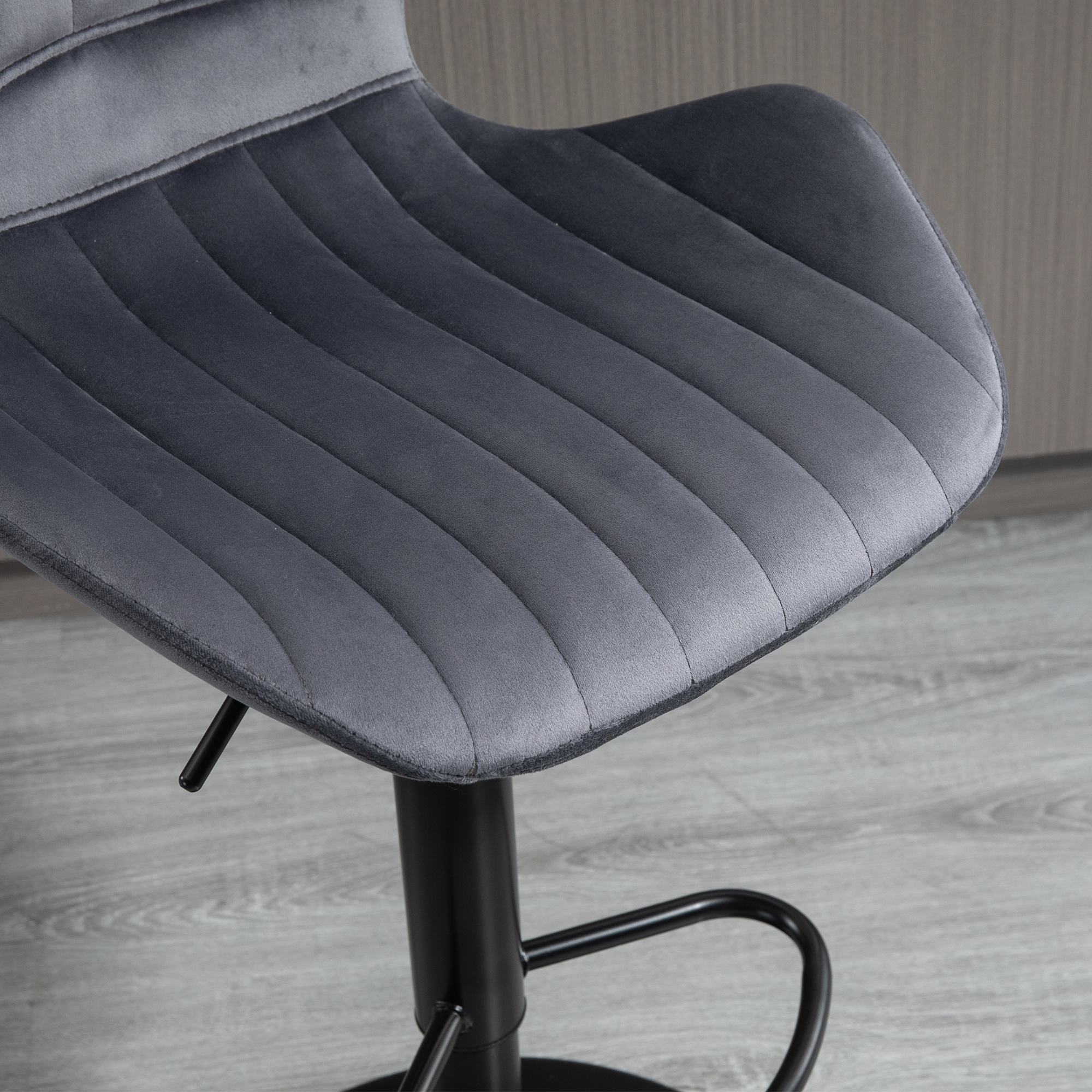 HOMCOM Bar Stool Set of 2 Velvet-Touch Fabric Adjustable Height Swivel Counter Chairs with Footrest, Grey 9