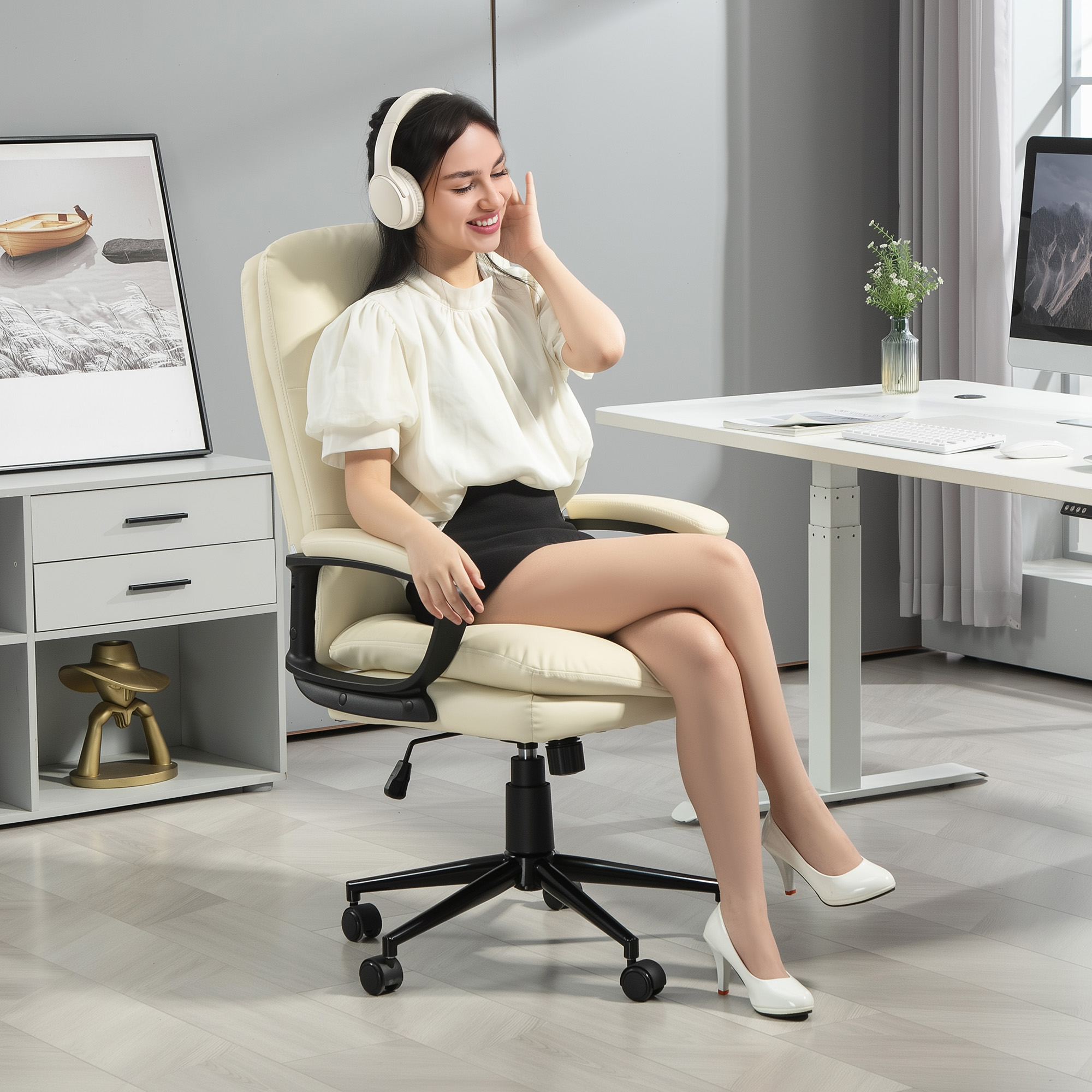Vinsetto Office Chair, PU Leather Computer Desk Chair Office Chair with Adjustable Height and Swivel Rolling Wheels for Work Study, Cream White 7