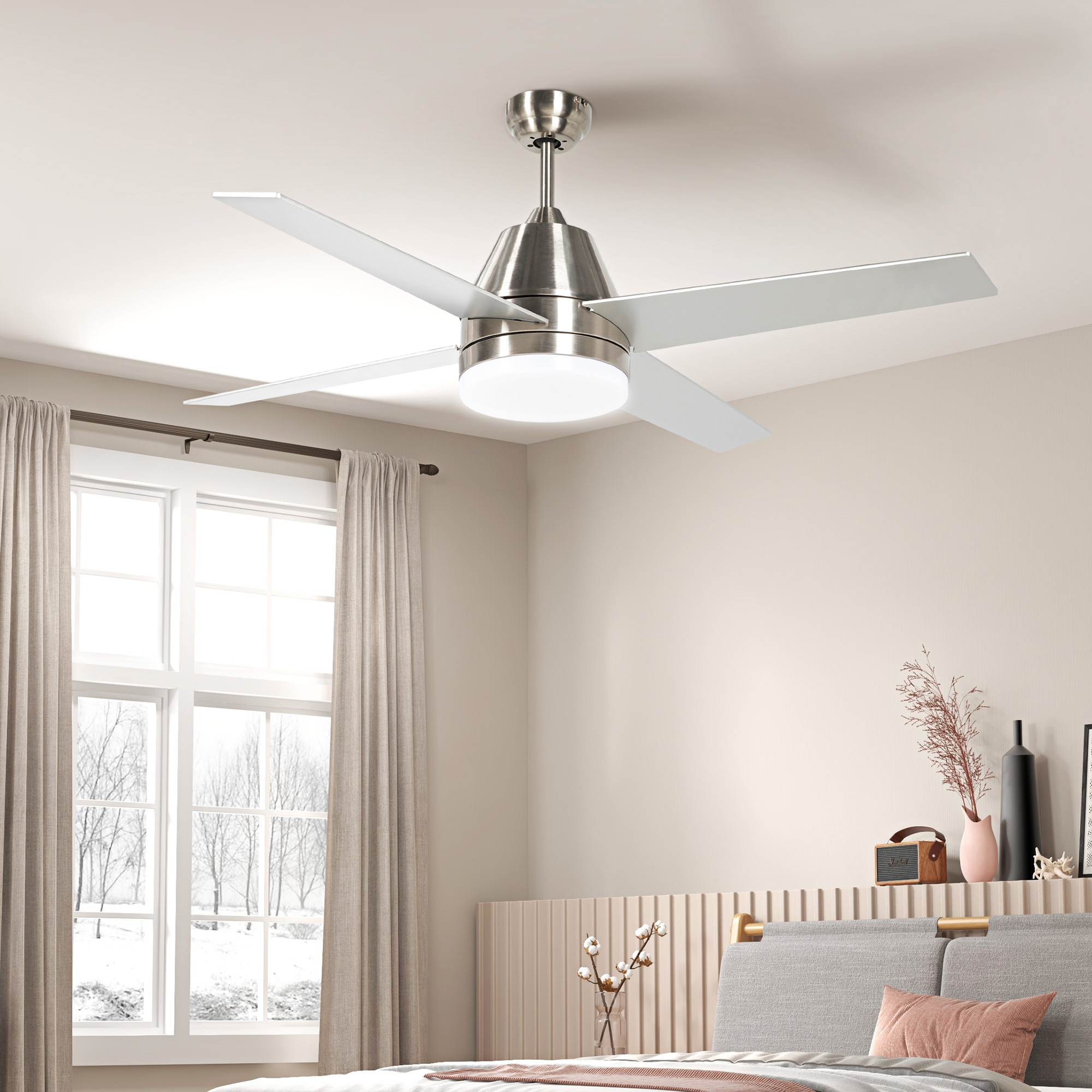 HOMCOM Ceiling Fan with LED Light, Flush Mount Ceiling Fan Lights with Reversible Blades, Remote, Black and Walnut Brown