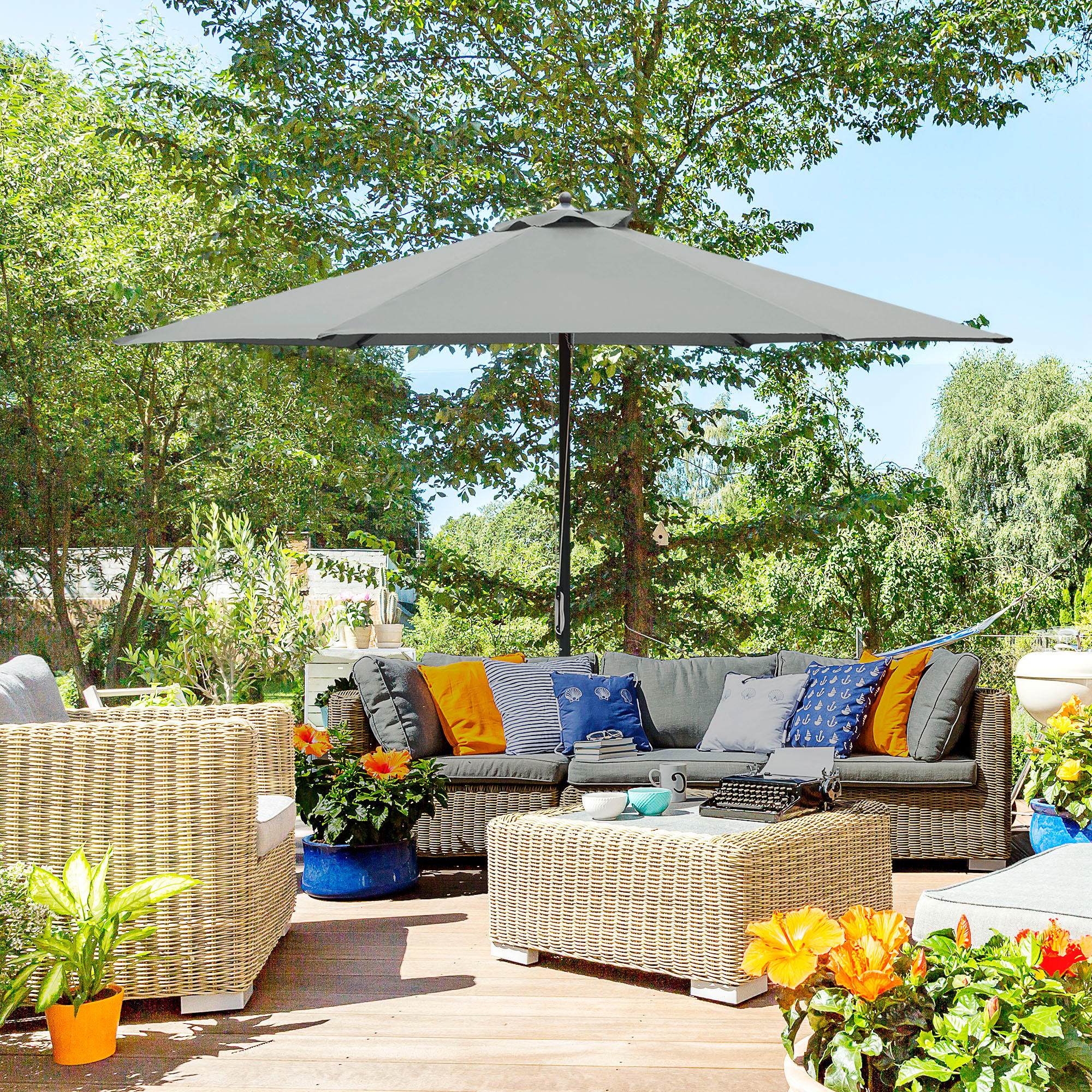 Outsunny 2.8m Garden Parasol Umbrella, Round Outdoor Market Table Umbrella Sun Shade Canopy, Dark Grey 2