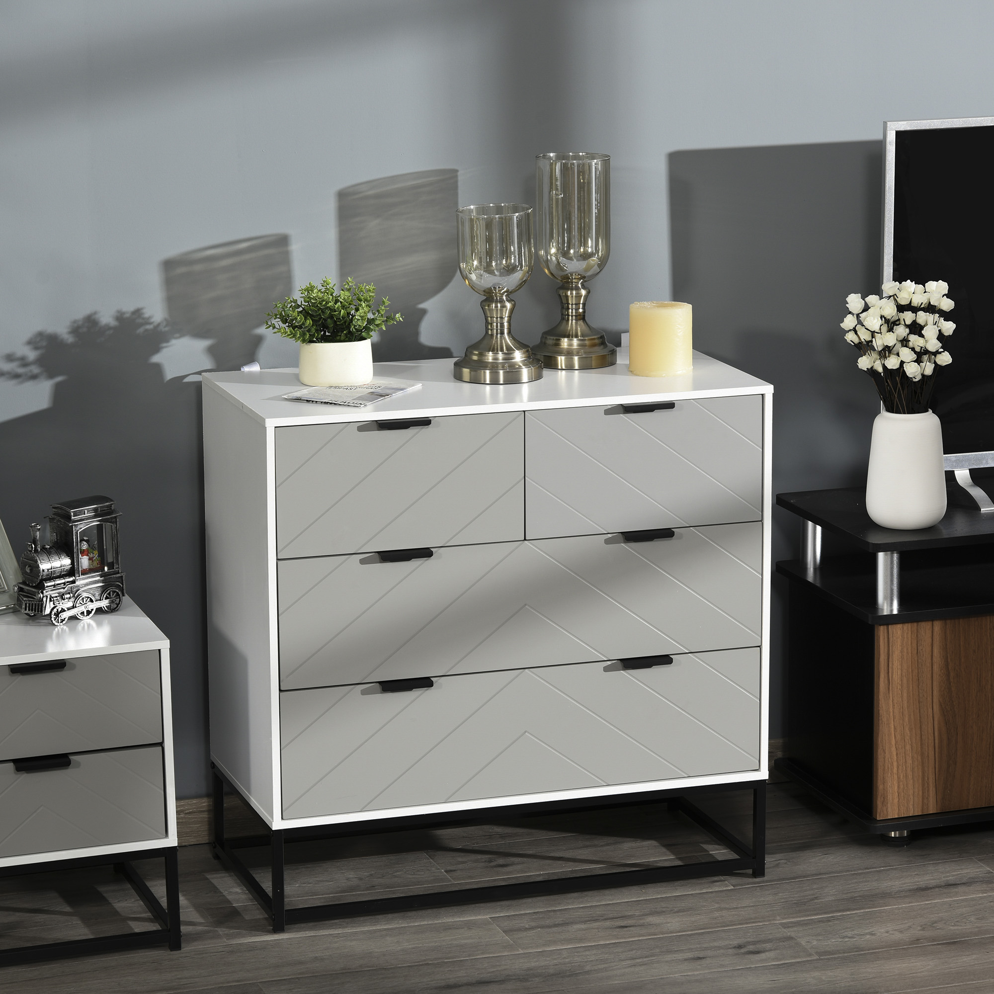 HOMCOM Chest of Drawers with Metal Handles Freestanding Dresser for Bedroom, Living Room 3