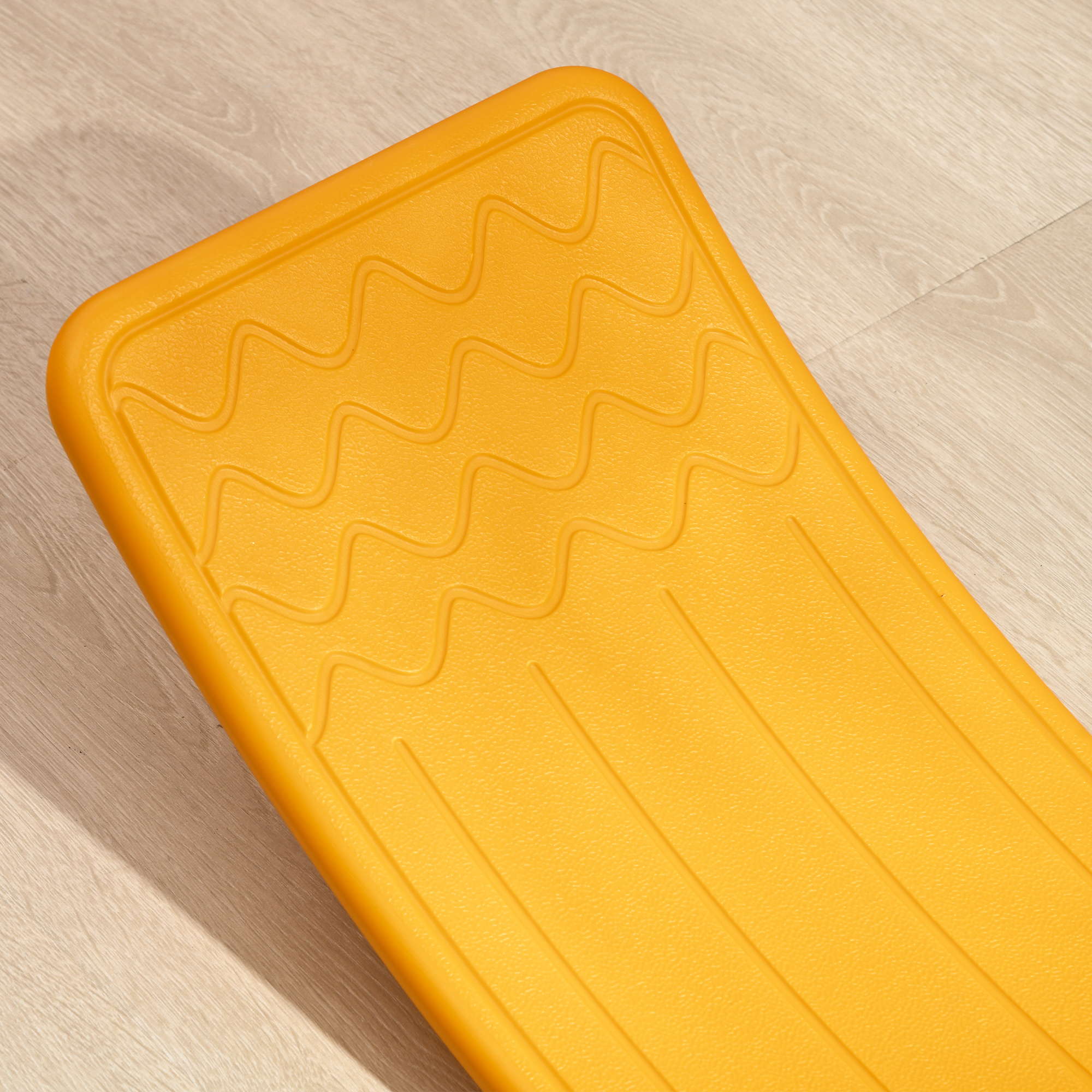 ZONEKIZ Balance Board Kids Wobble Board, Stepping Stone, Montessori Toy for Children, Nursery Toy, for Ages 3-6 Years, 82 x 27.5 x 19.5cm Orange 7