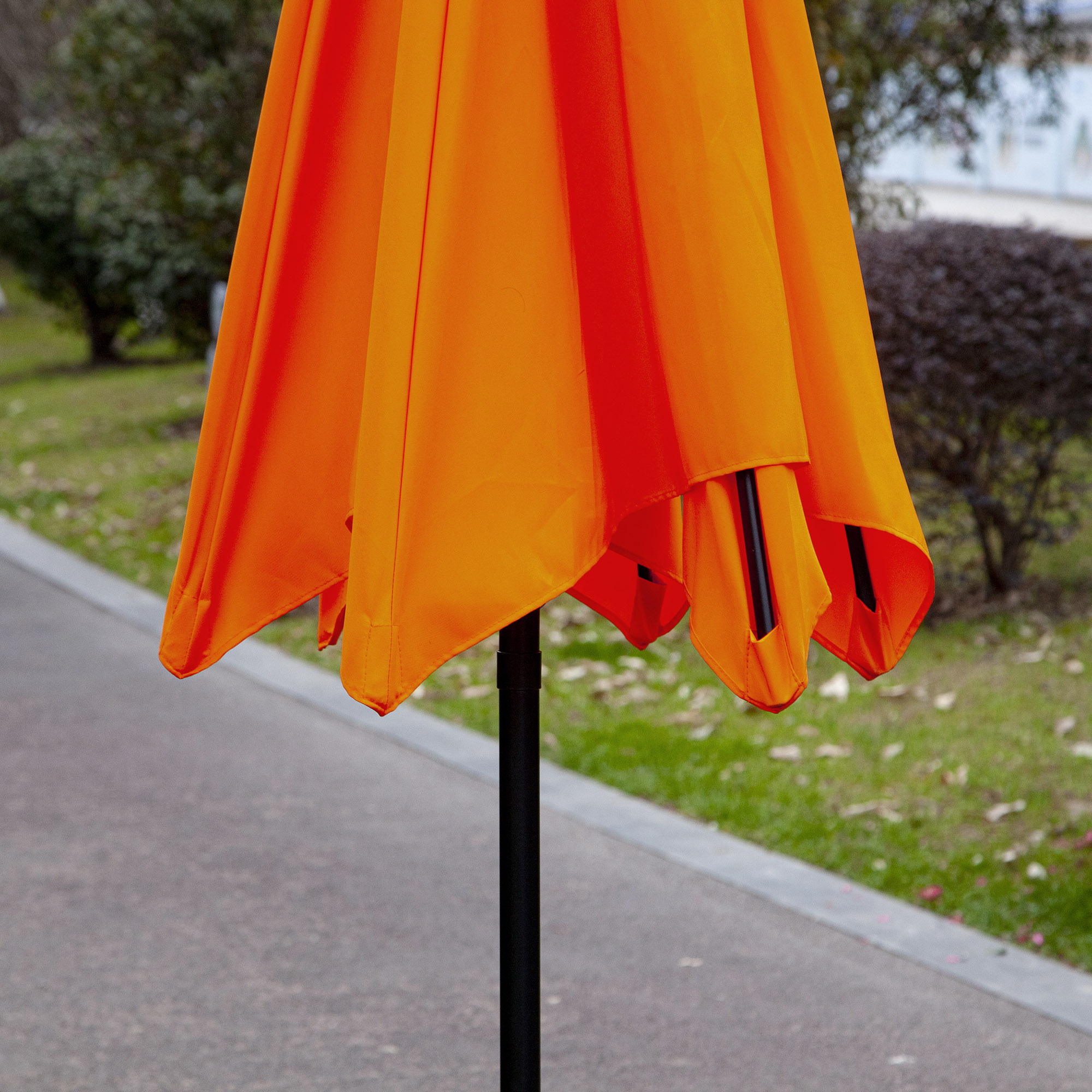 Outsunny 2.6M Garden Parasol Umbrella with Tilt and Crank, Outdoor Sun Parasol Sunshade Shelter with Aluminium Frame, Orange 9