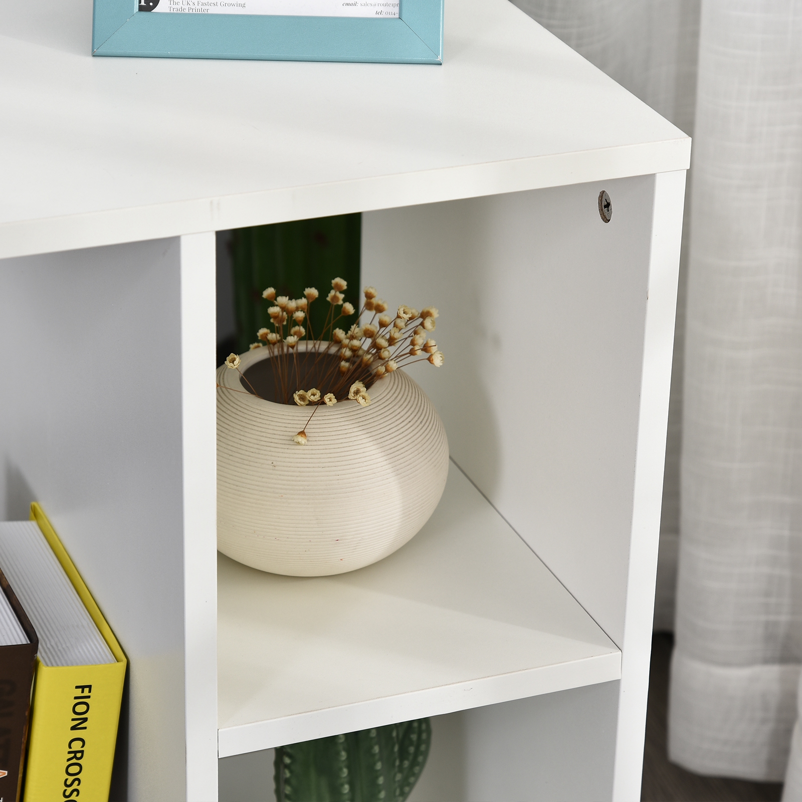 HOMCOM C-Shape End Table Unique Storage Unit w/ 2 Shelves 4 Wheels Freestanding Home Furniture Cabinet Square White 9