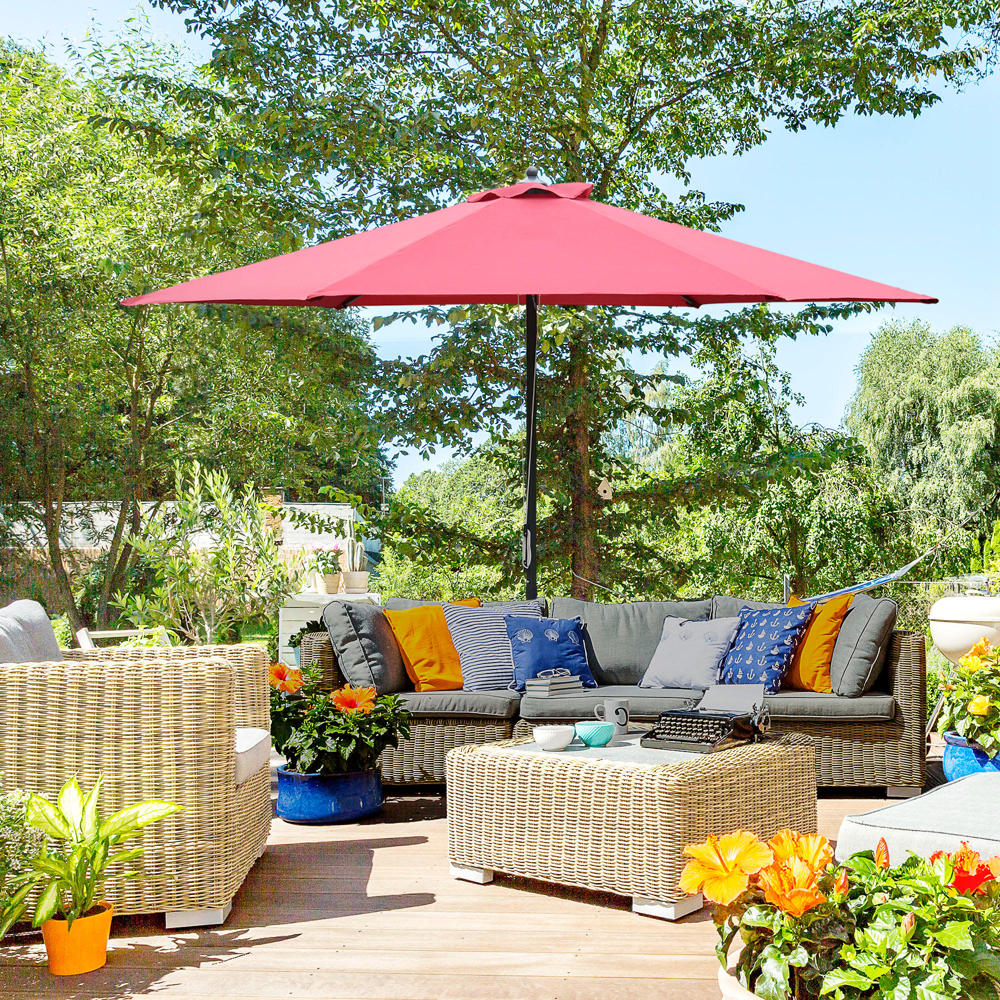 Outsunny 2.8m Garden Parasol Umbrella, Round Outdoor Market Table Umbrella Sun Shade Canopy, Wine Red 2
