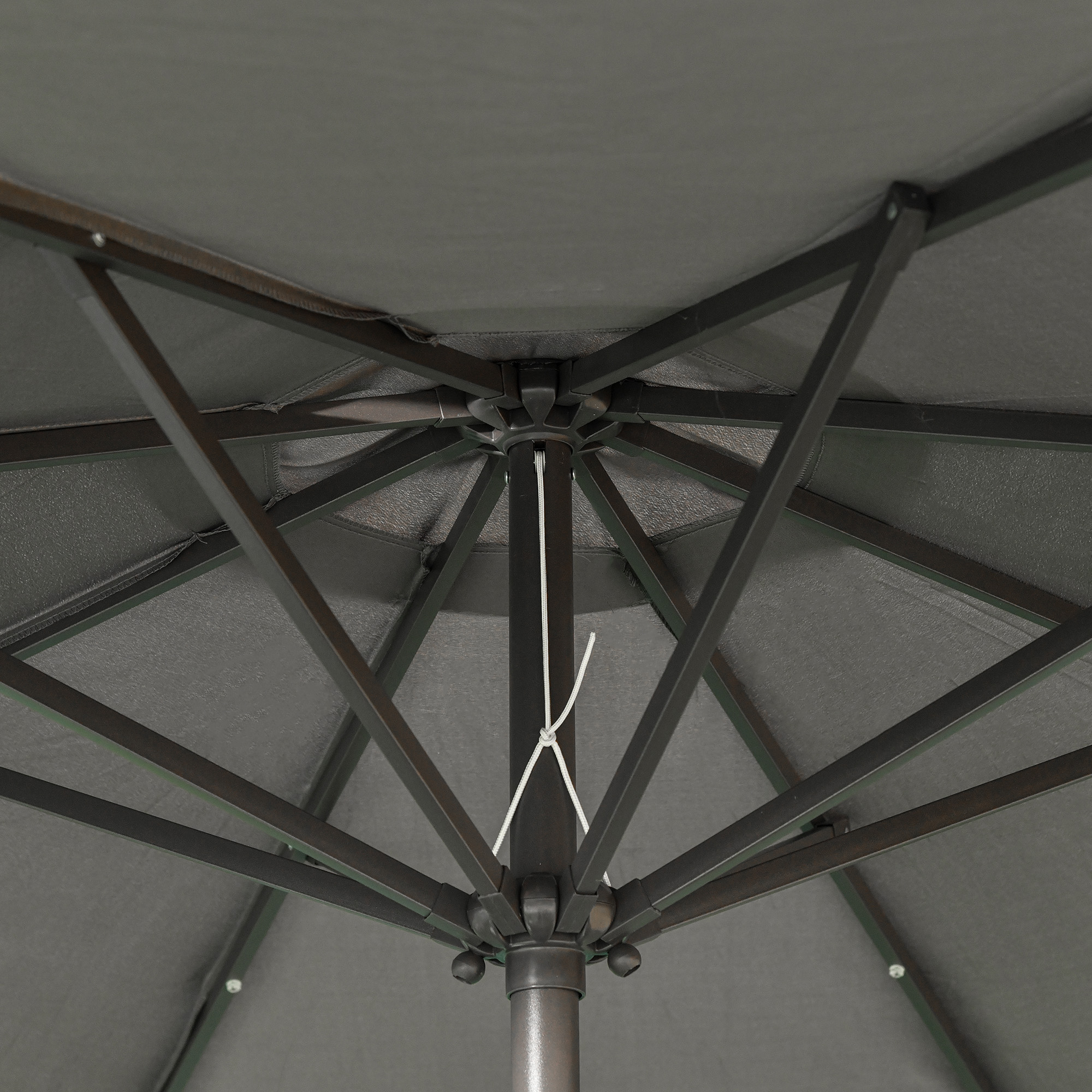Outsunny Φ2.7m Garden 24 LED Light Parasol Solar Outdoor Tilt Sun Umbrella Patio Club Party Event Manual Sun Shade w/ Hand Crank and 8 Ribs, Grey 9