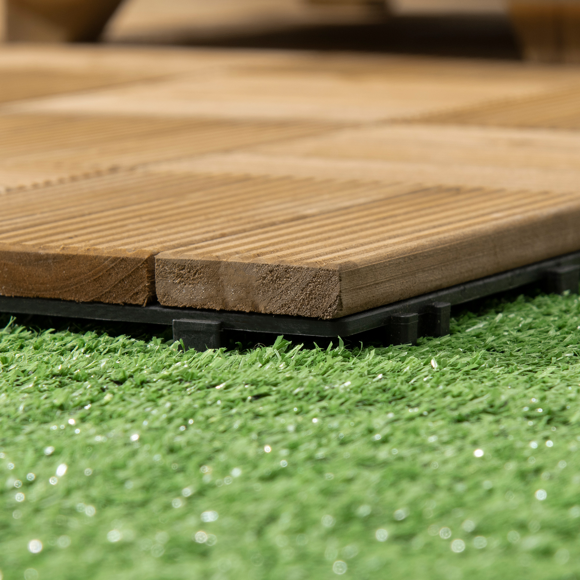 Outsunny 27 Pcs Wooden Interlocking Decking Tiles, Outdoor Flooring Tiles for Patio, Balcony, Terrace, Hot Tub, 30 x 30 cm per Piece, 2.5㎡ per Pack, Brown 8