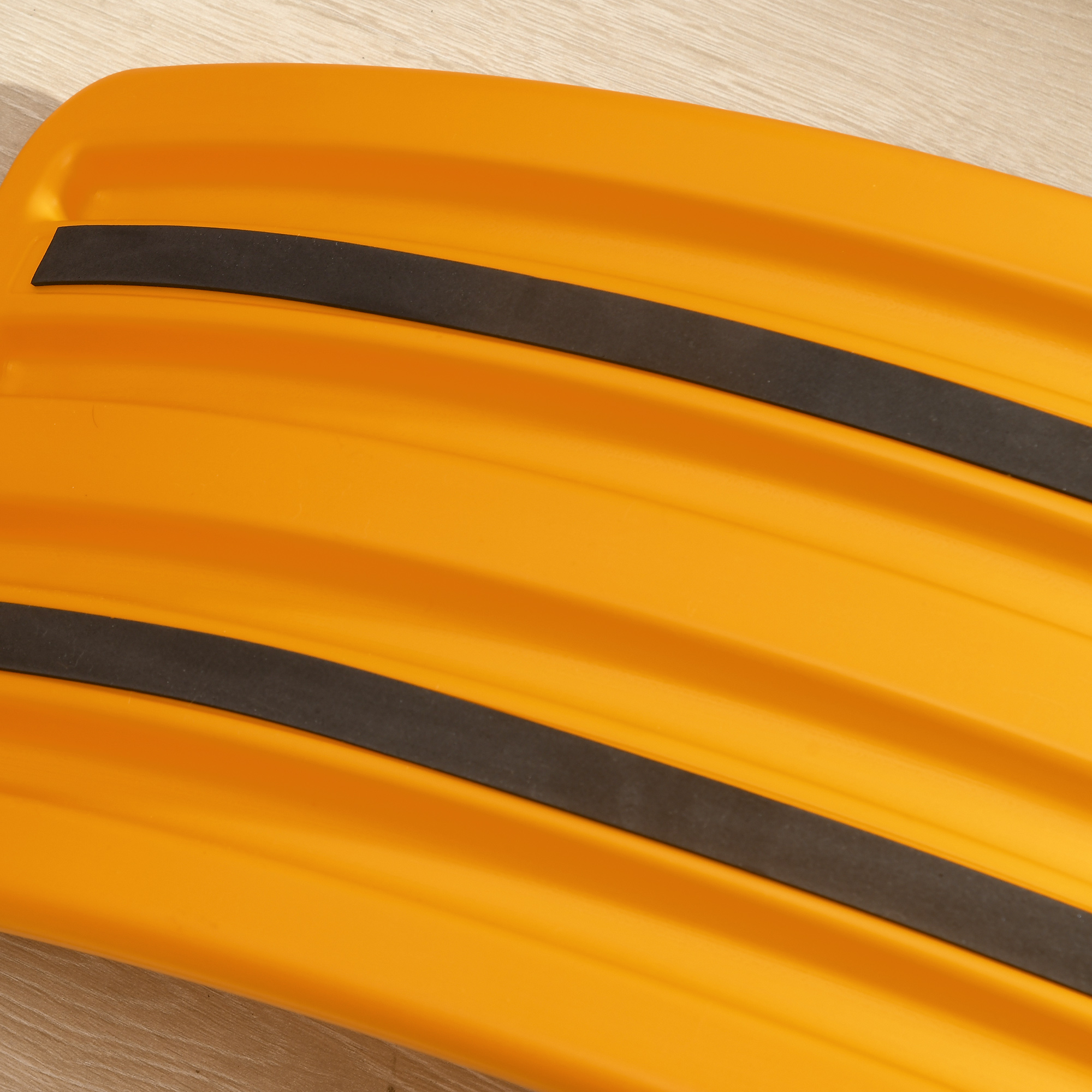 ZONEKIZ Balance Board Kids Wobble Board, Stepping Stone, Montessori Toy for Children, Nursery Toy, for Ages 3-6 Years, 82 x 27.5 x 19.5cm Orange 9