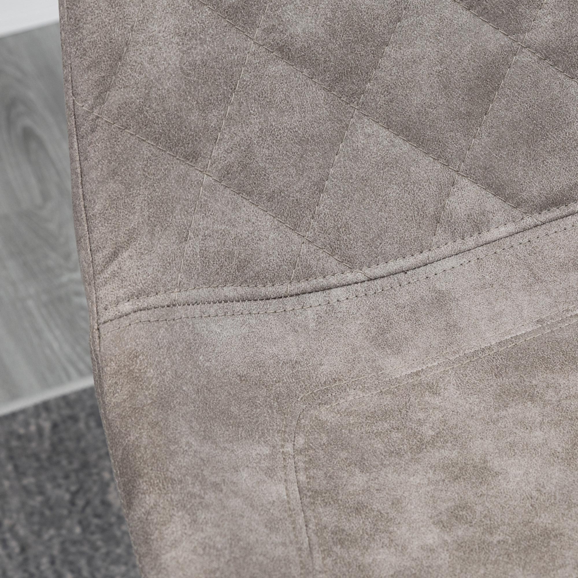 HOMCOM Set Of 2 Bar Stools Vintage Microfiber Cloth Tub Seats Padded Comfortable Steel Frame Footrest Quilted Home Bar Cafe Kitchen Chair Stylish Grey 8