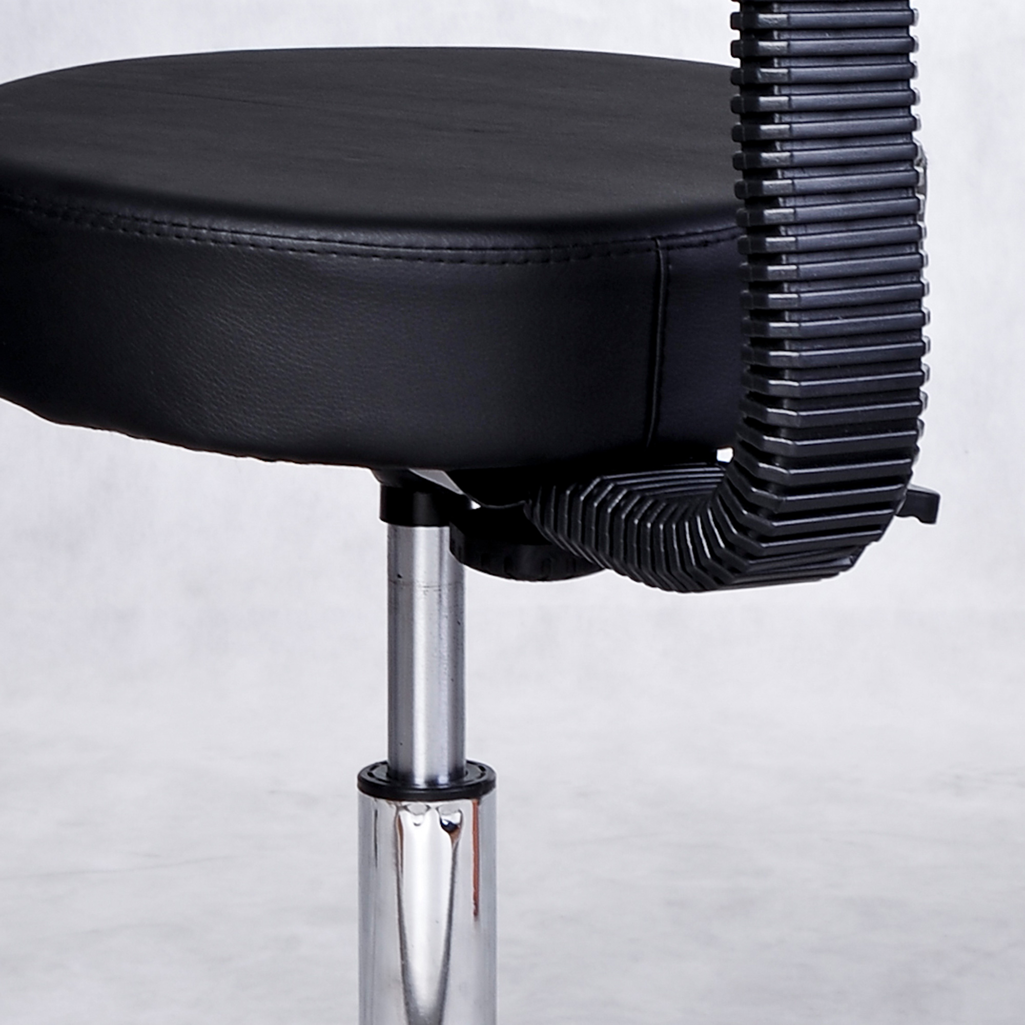 Sgabello Basso Con Ruote Sedia A Rotelle In Pelle PU Colore Nero