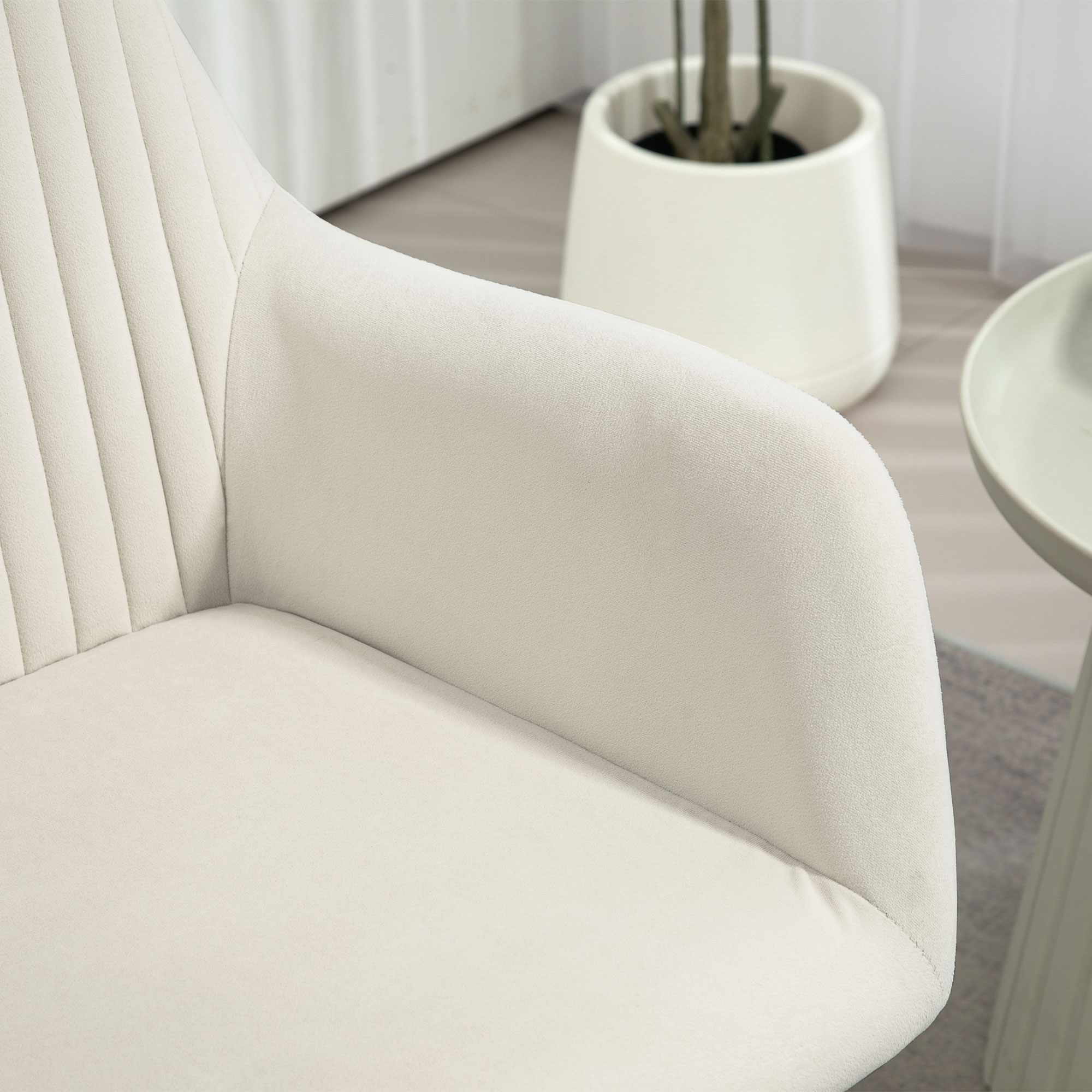 HOMCOM Modern Arm Chair Set of 2 Upholstered Accent Chair with Metal Base for Living Room Cream White 8