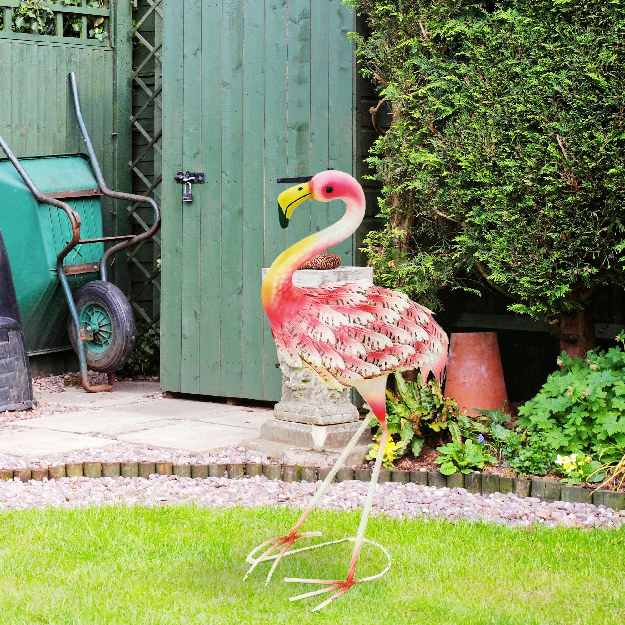 Outsunny Flamingo Garden Statue Ornament, Metal Bird Art Outdoor Statue, Standing Garden Sculpture Gift with Ground Stakes for Pond Landscape Decoration, Pink 8