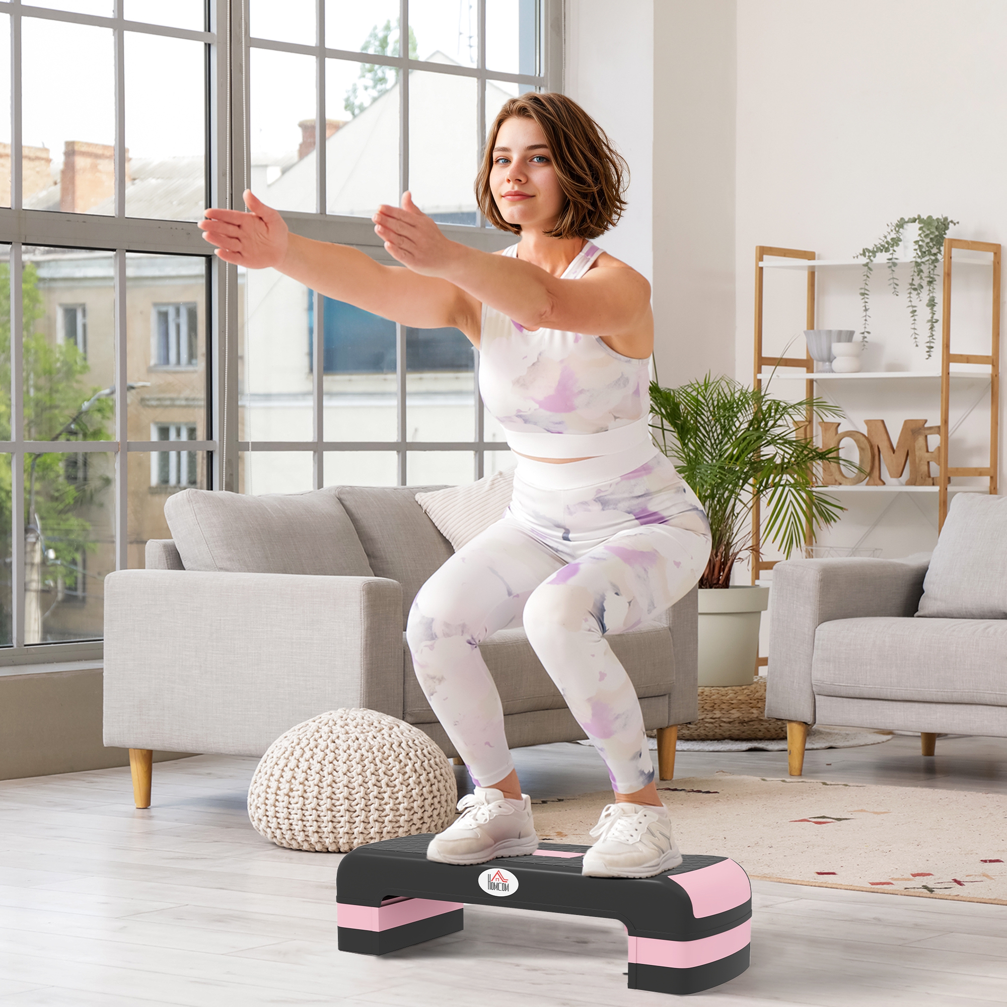 HOMCOM Aerobic Step with 3-Level Adjustable Heights for Home, Office Exercise, Black and Pink 2