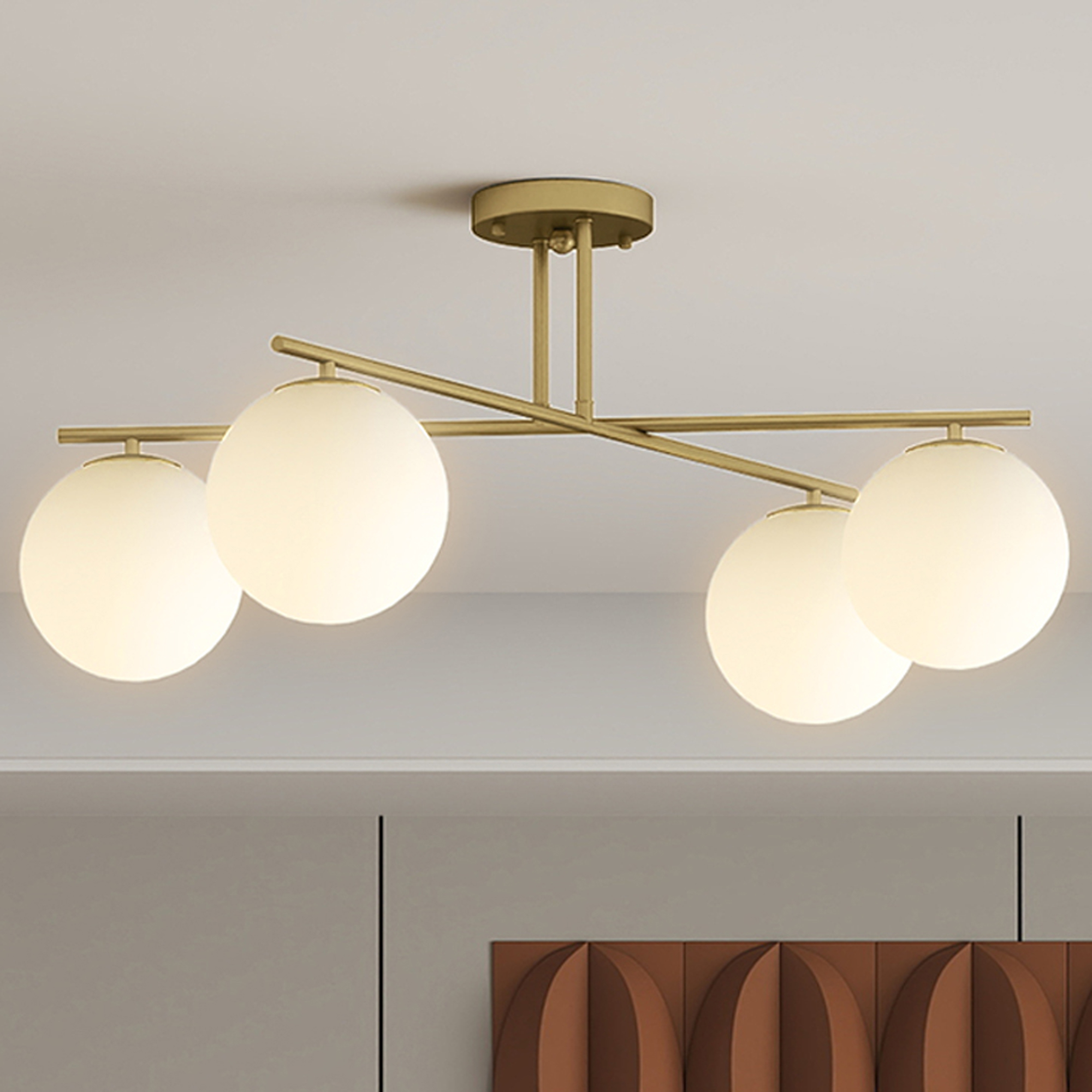 HOMCOM Plafonier candelabru modern cu 4 lumi cu soclu E14, montaj semi-aplatizat, aur si crem | Aosom Romania