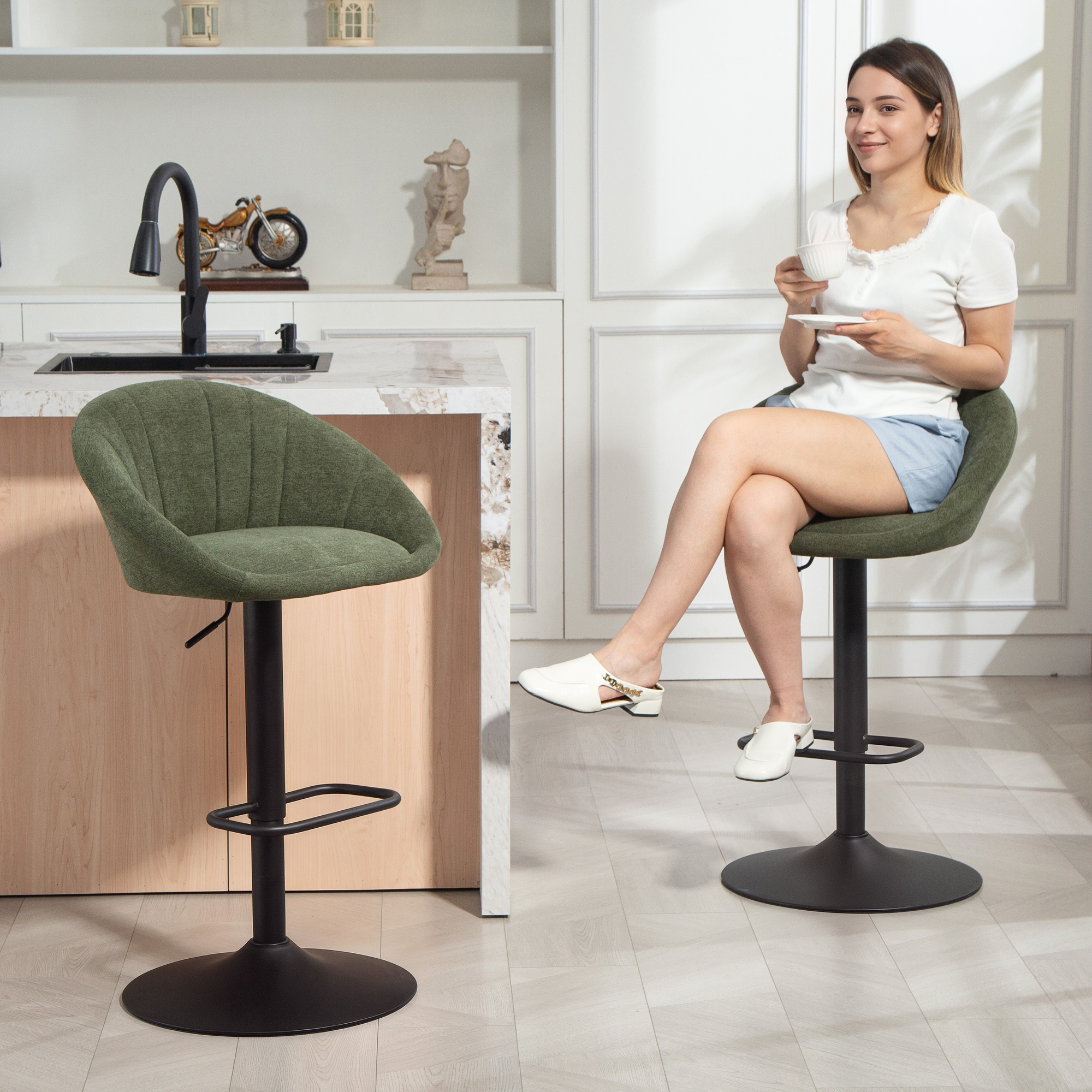 HOMCOM Set of Two Relaxed Tub Bar Stools Dark Green 7