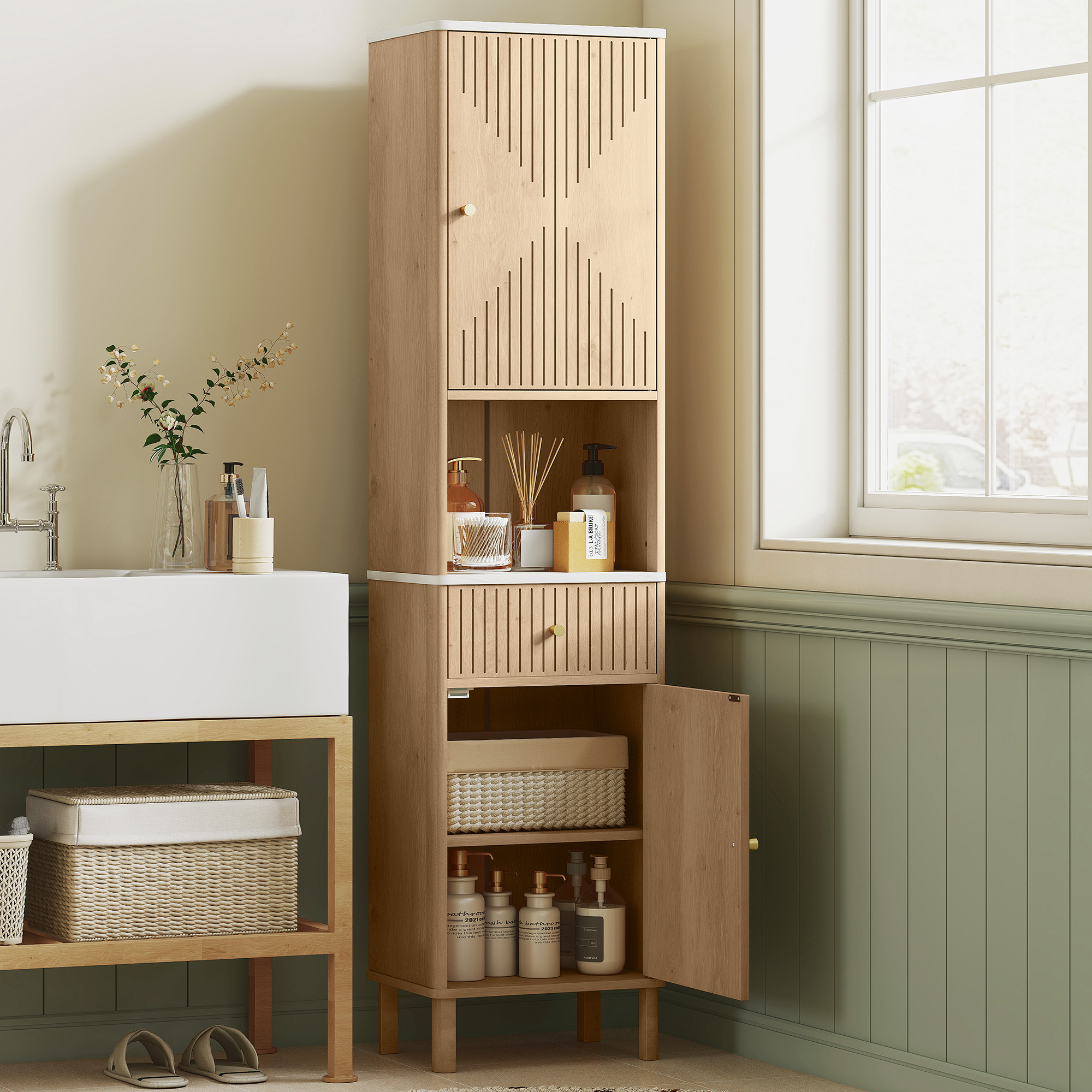 HOMCOM Multi-Storage Slimline Bathroom Cabinet Wood-Effect 2