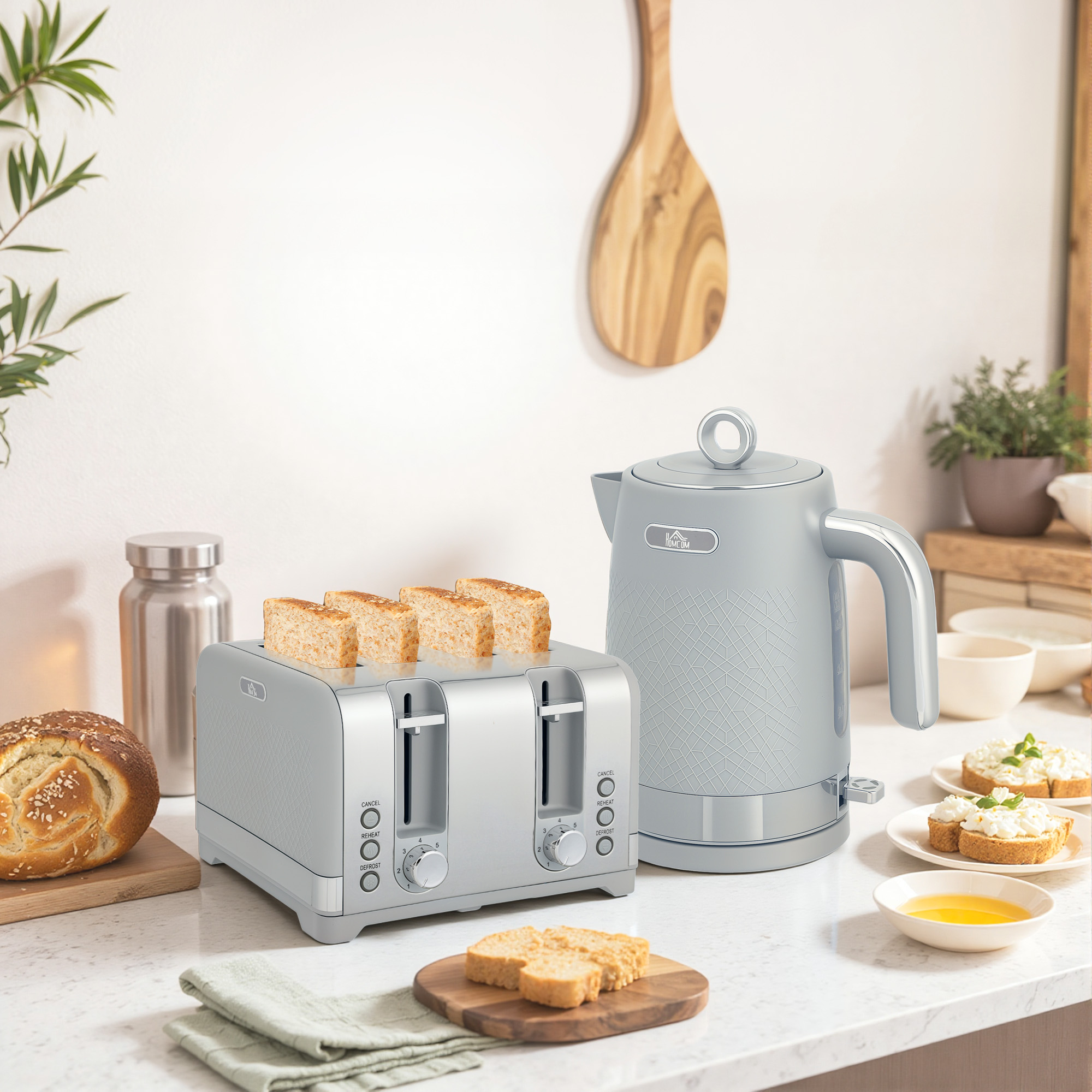 HOMCOM Sleek Textured Kettle and Four-Slice Toaster Set Grey 2