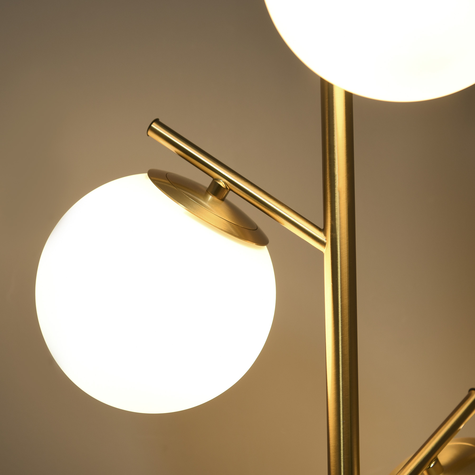 HOMCOM 3-Light Tree Floor Lamps for Living Room, Modern Standing Lamp for Bedroom with Globe Lampshade, 3000K/4000K/6000K Colour Temperatures, Steel Base, Gold Tone 8