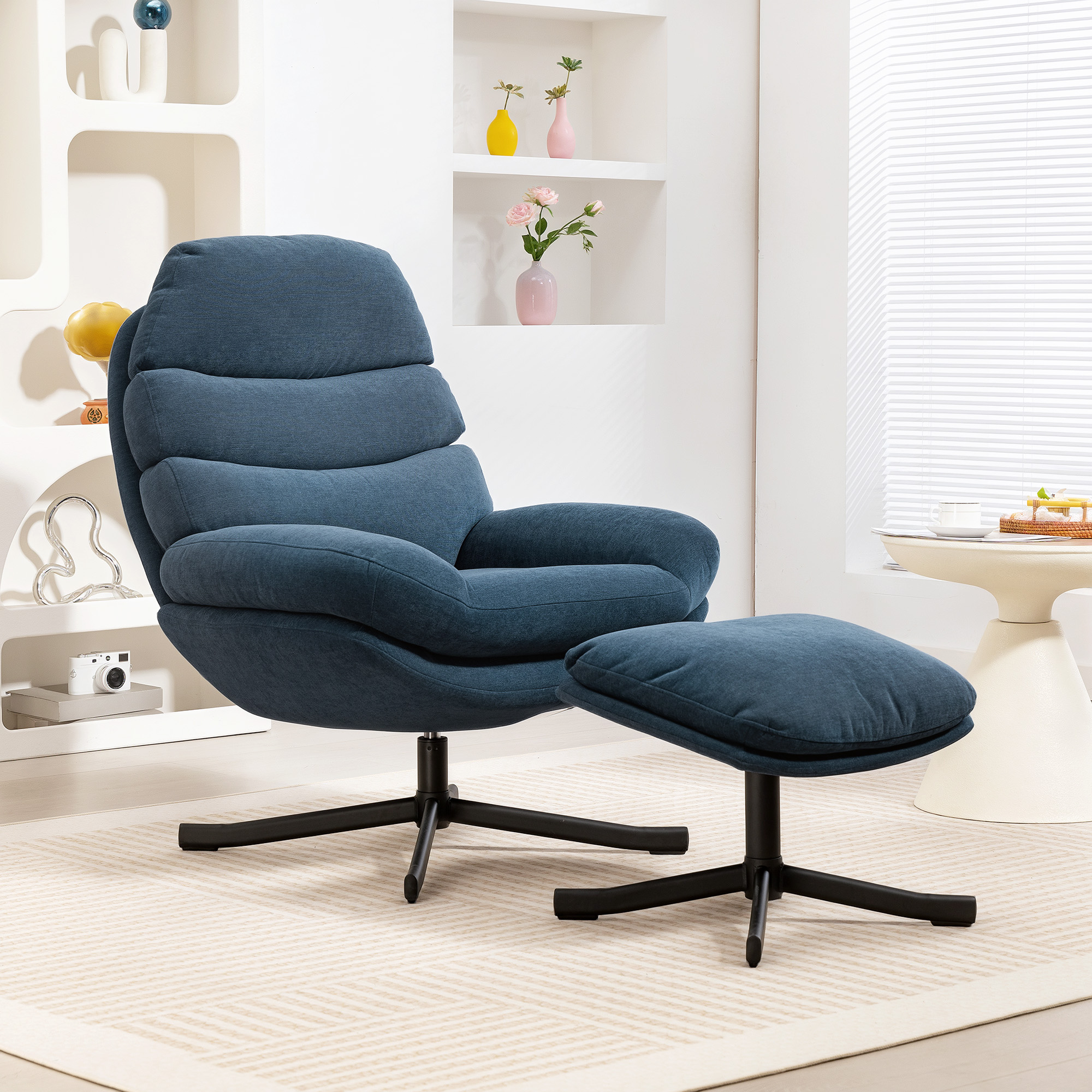 HOMCOM Relaxfauteuil met Hocker Comfortabele Loungestoel met Zachte Chenille Bekleding Moderne TV Fauteuil tot 120 kg Blauw 78x93x100cm | Aosom.nl