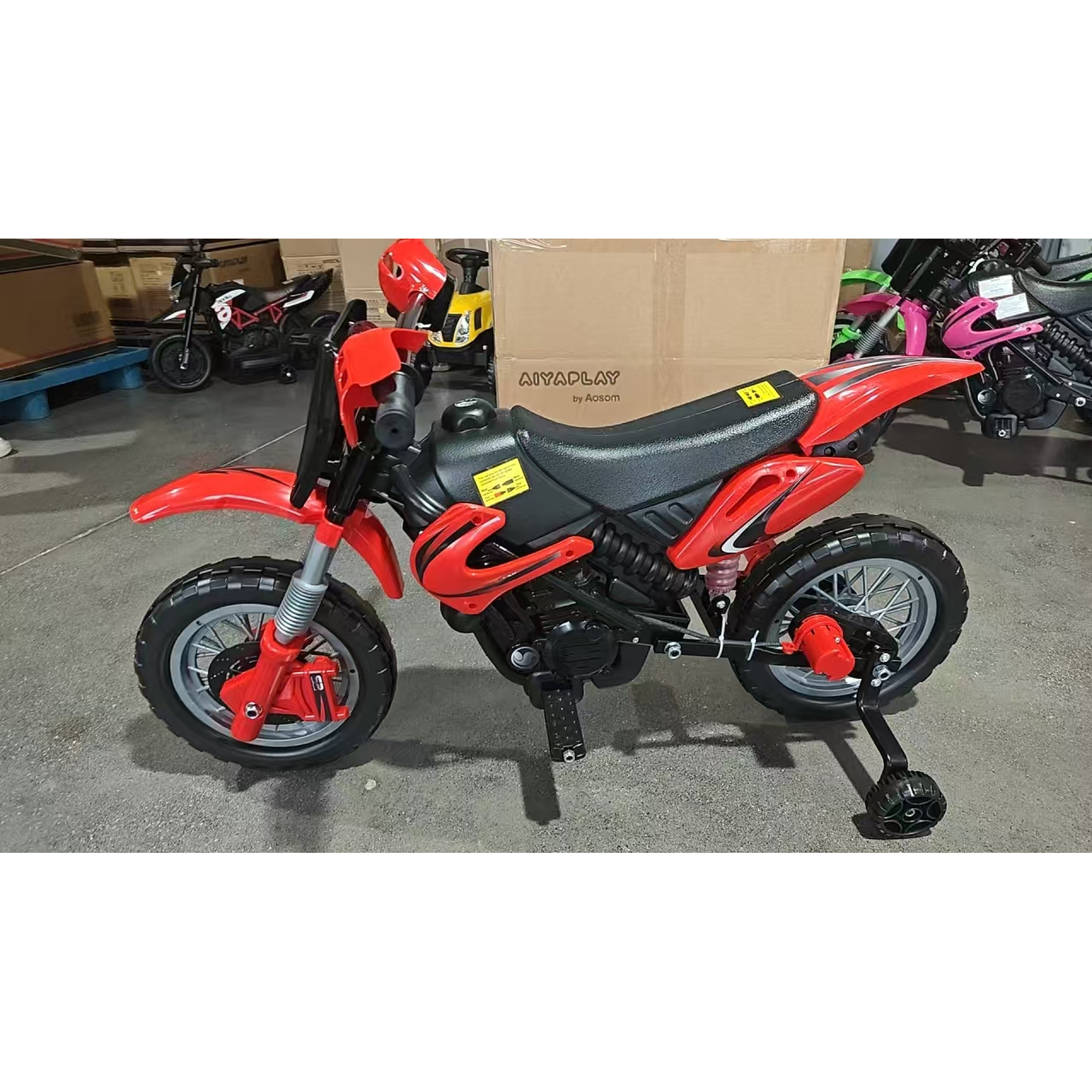 AIYAPLAY Motocicletă Electrică Copii 12V cu 2 Roți Ajutătoare Detașabile, 2 Motoare, Suspensie Spate, Muzică, 3 km/h, 3-6 Ani, Roșu | Aosom Romania