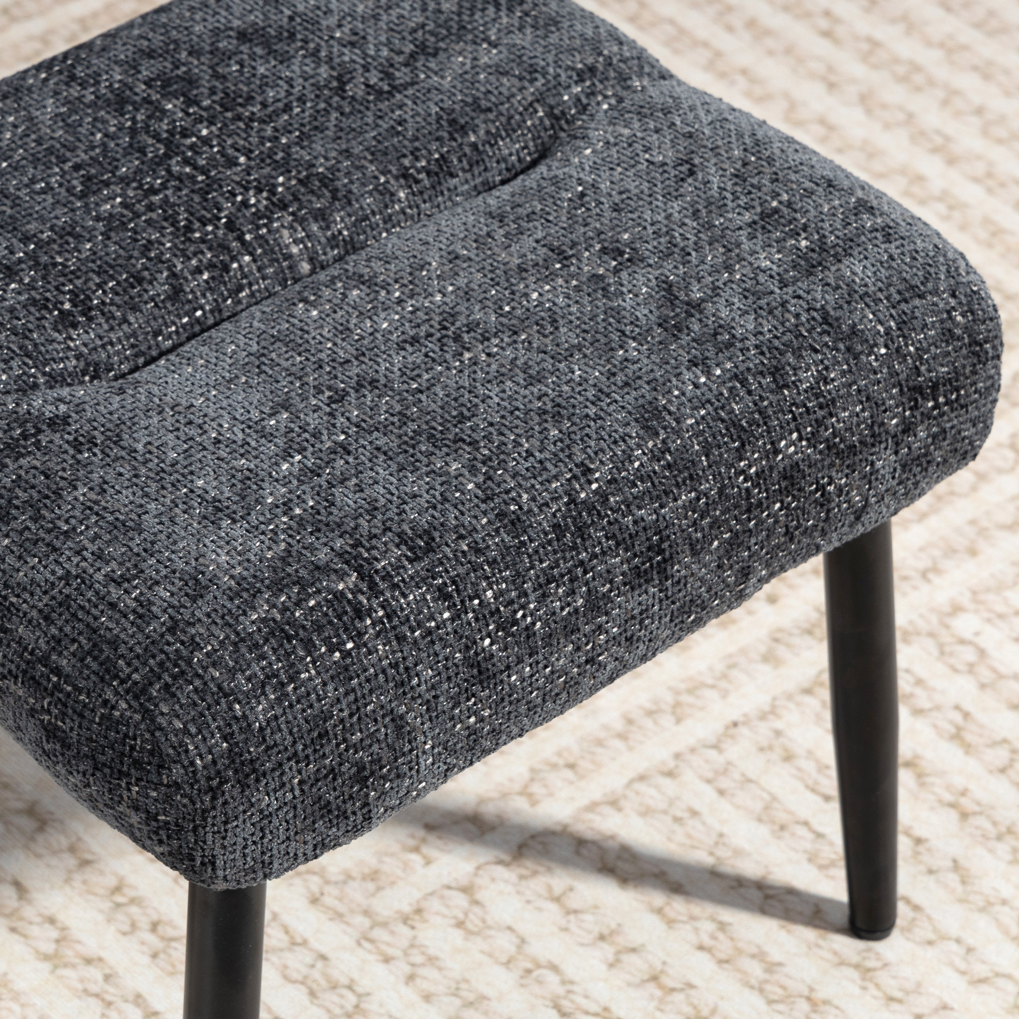 Ottoman pehme istmepadjaga, terasest jalad, šenillkangast jalapink, 45 x 41 x 38 cm, tumehall