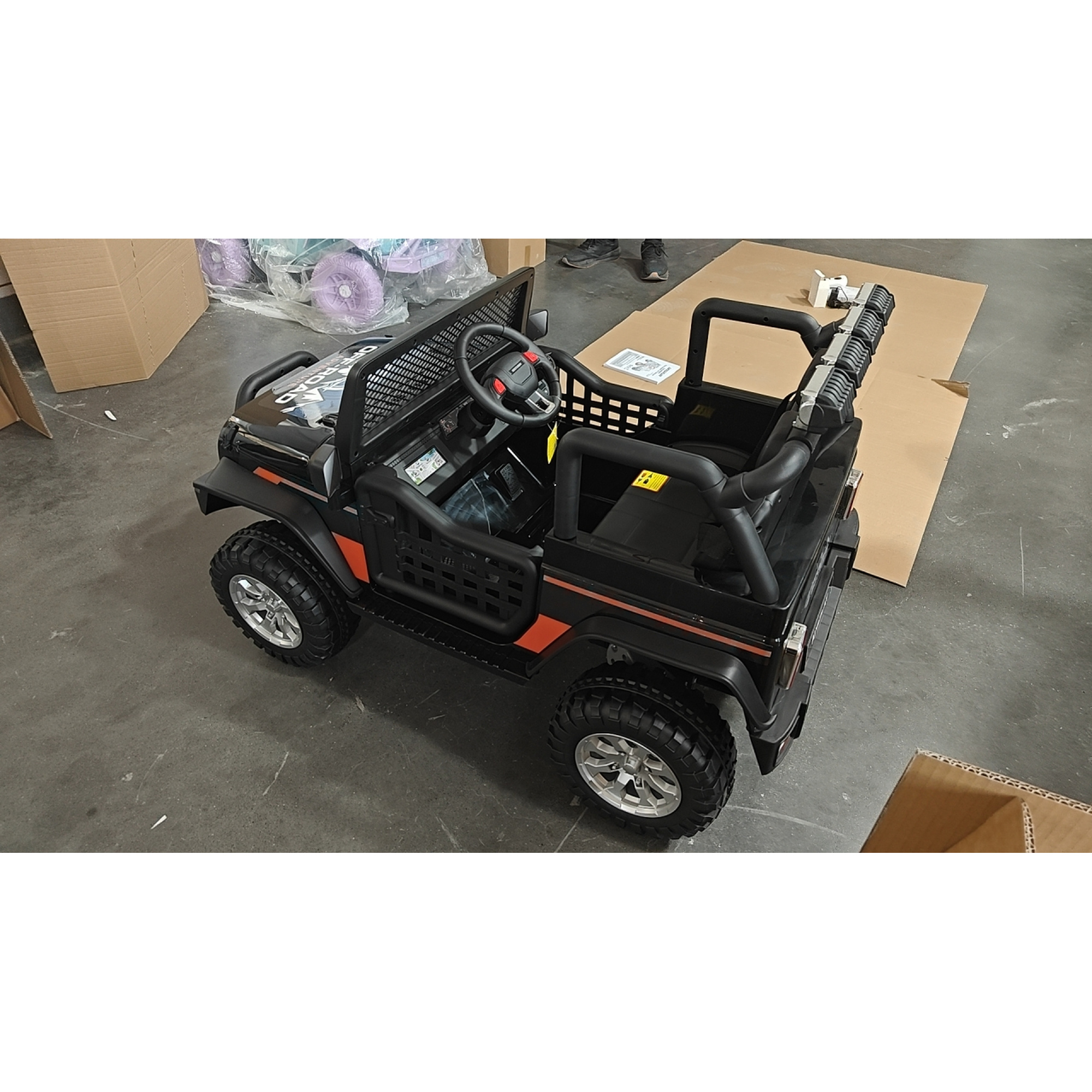 AIYAPLAY Kinder-Elektroauto 12V 2 Sitze, Kinder-Elektro-Buggy, 2 Motoren, Fernbedienung, Lithium-Akku, 8 km/h, Sanftanlauf, 4-Rad-Federung, Musik Licht, 3-8 Jahre, Schwarz Aosom