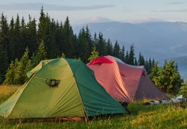 ¿Cómo elegir una tienda de camping?