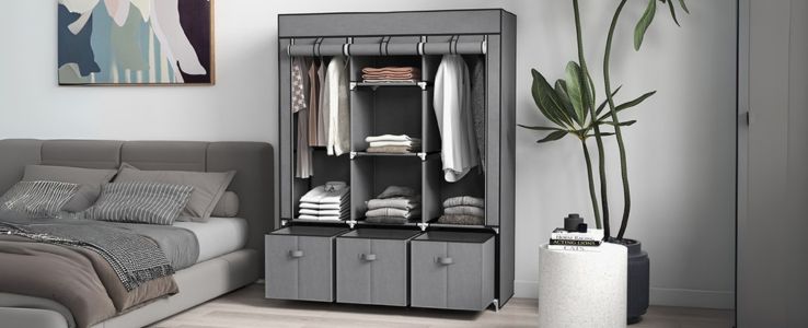 THE FOLDING WARDROBE