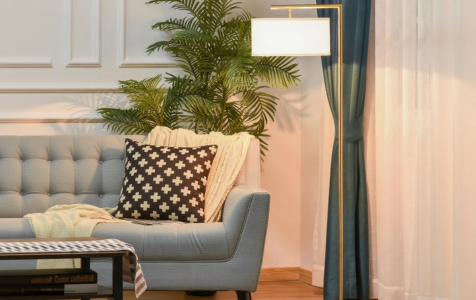 THE FLOOR LAMP SHELF