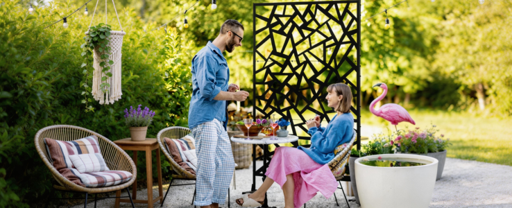 Garden partition screen