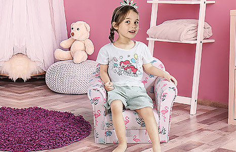 CHILDRENS ARMCHAIR