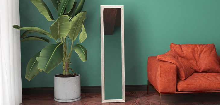 Badezimmerspiegel für einen hellen Morgen