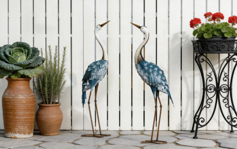 Charakter zeigen mit Gartenskulpturen