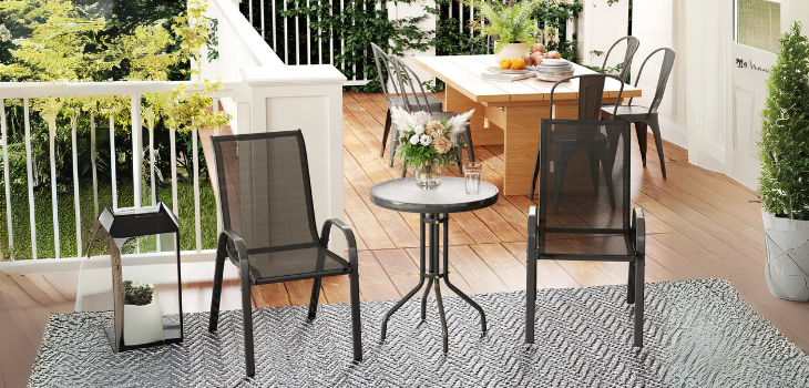 Tavoli e sedie da giardino