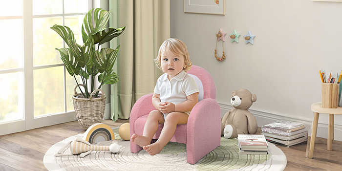 Petit canapé enfant : sécurité et confort à leur taille