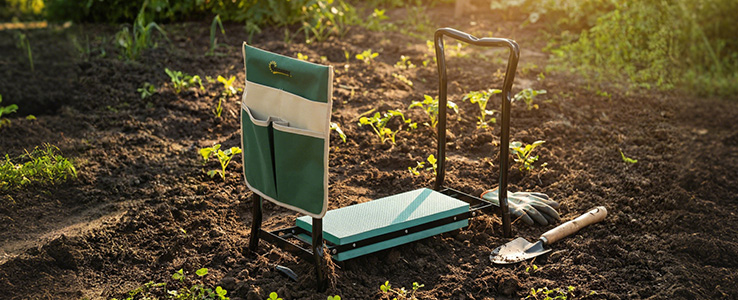 Bancs agenouilloirs : Ménagez vos efforts